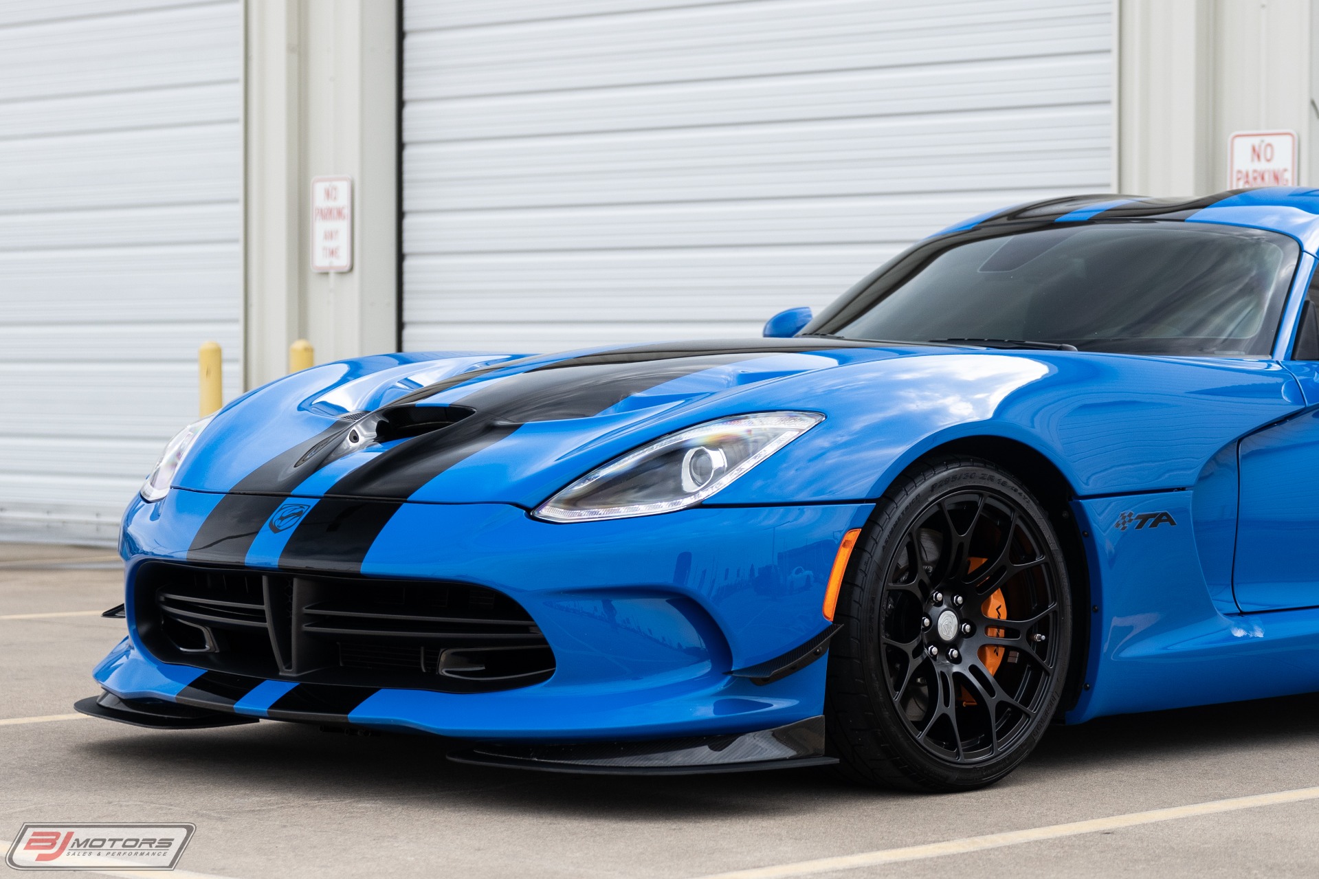 Used-2017-Dodge-Viper-GTC-TA-20