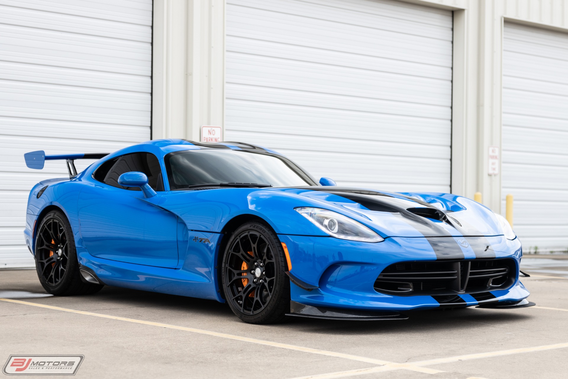 Used-2017-Dodge-Viper-GTC-TA-20