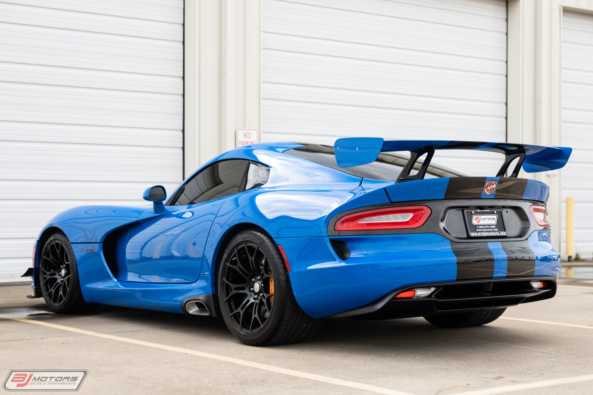 Used-2017-Dodge-Viper-GTC-TA-20