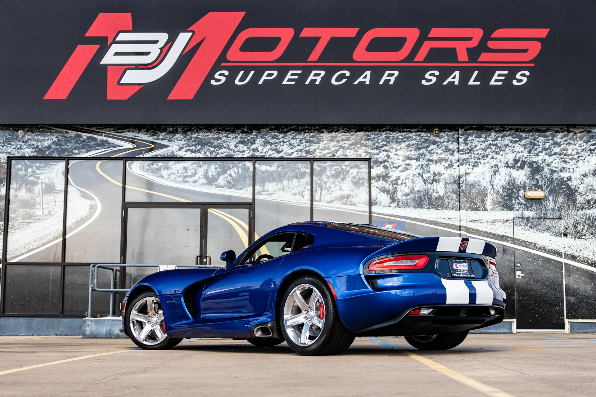 Used-2013-Dodge-Viper-GTS-Launch-Edition