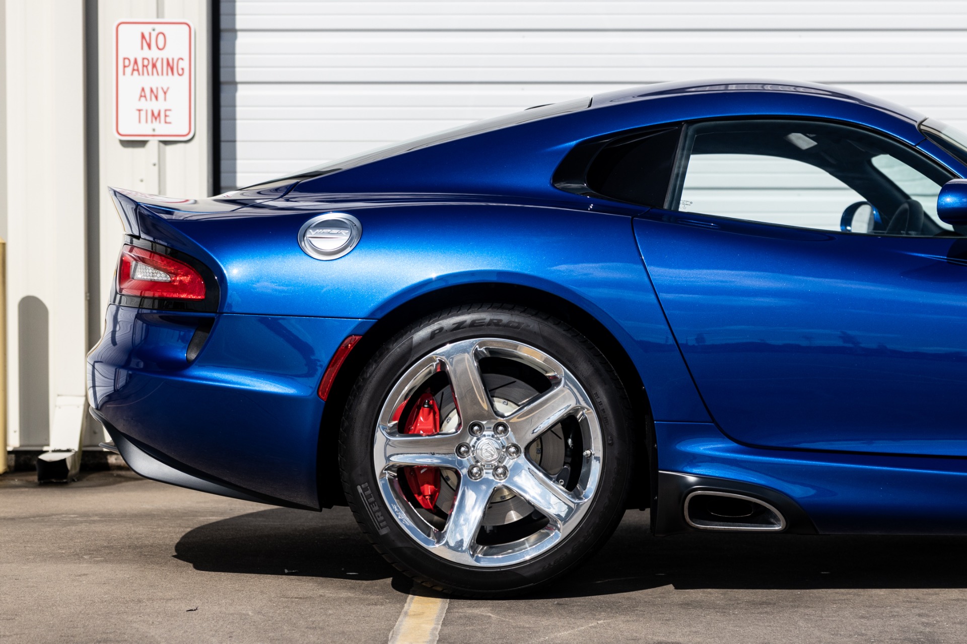 Used-2013-Dodge-Viper-GTS-Launch-Edition