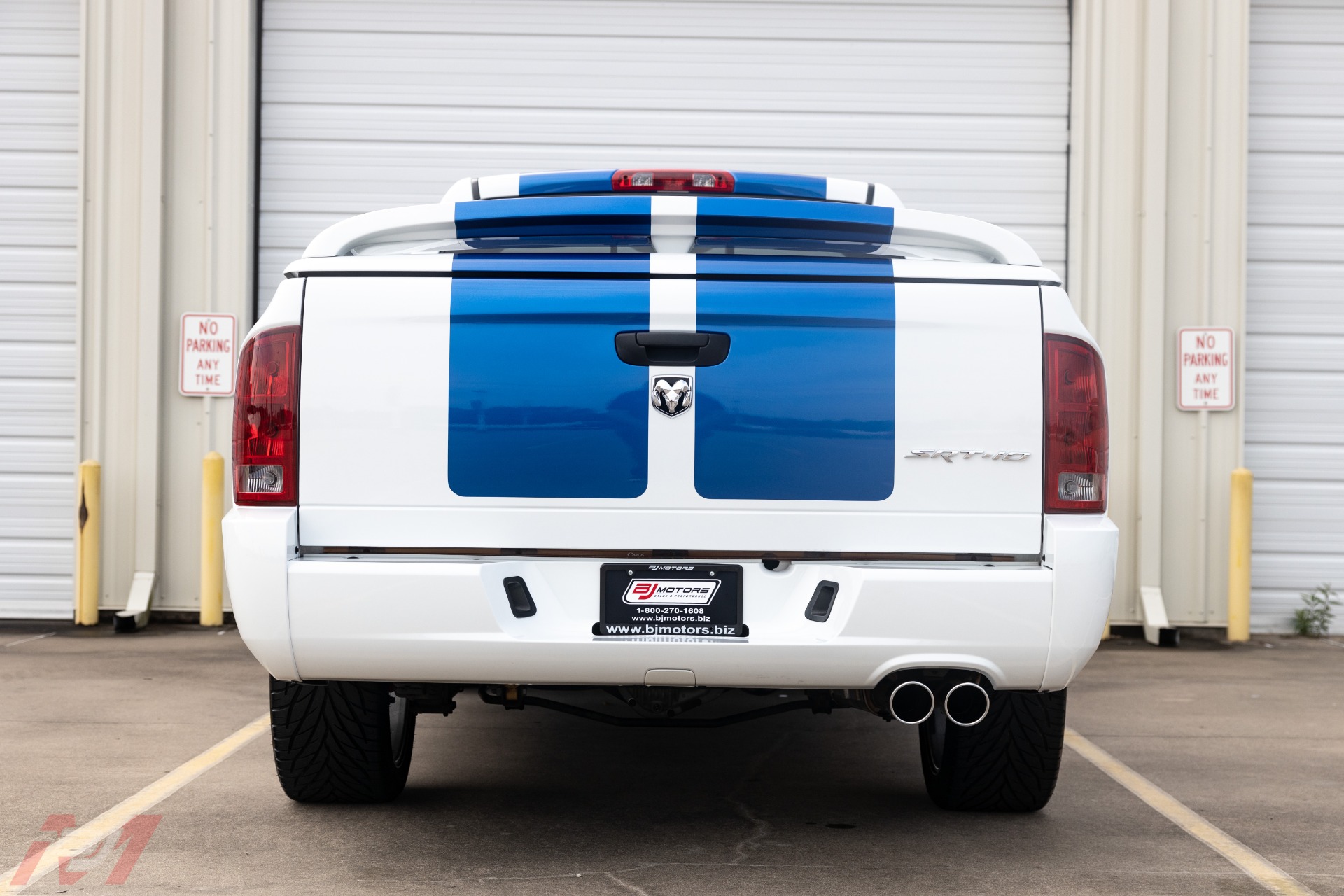 Used-2005-Dodge-Ram-1500-SRT-10-Commemorative-Edition