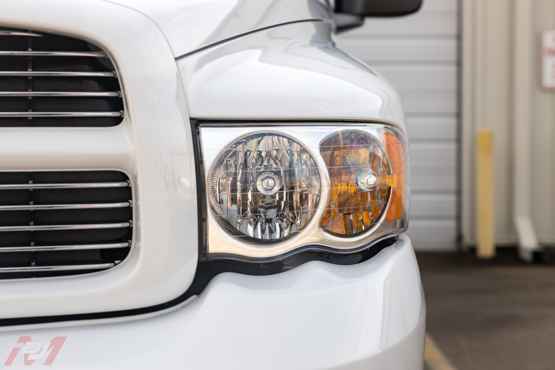 Used-2005-Dodge-Ram-1500-SRT-10-Commemorative-Edition