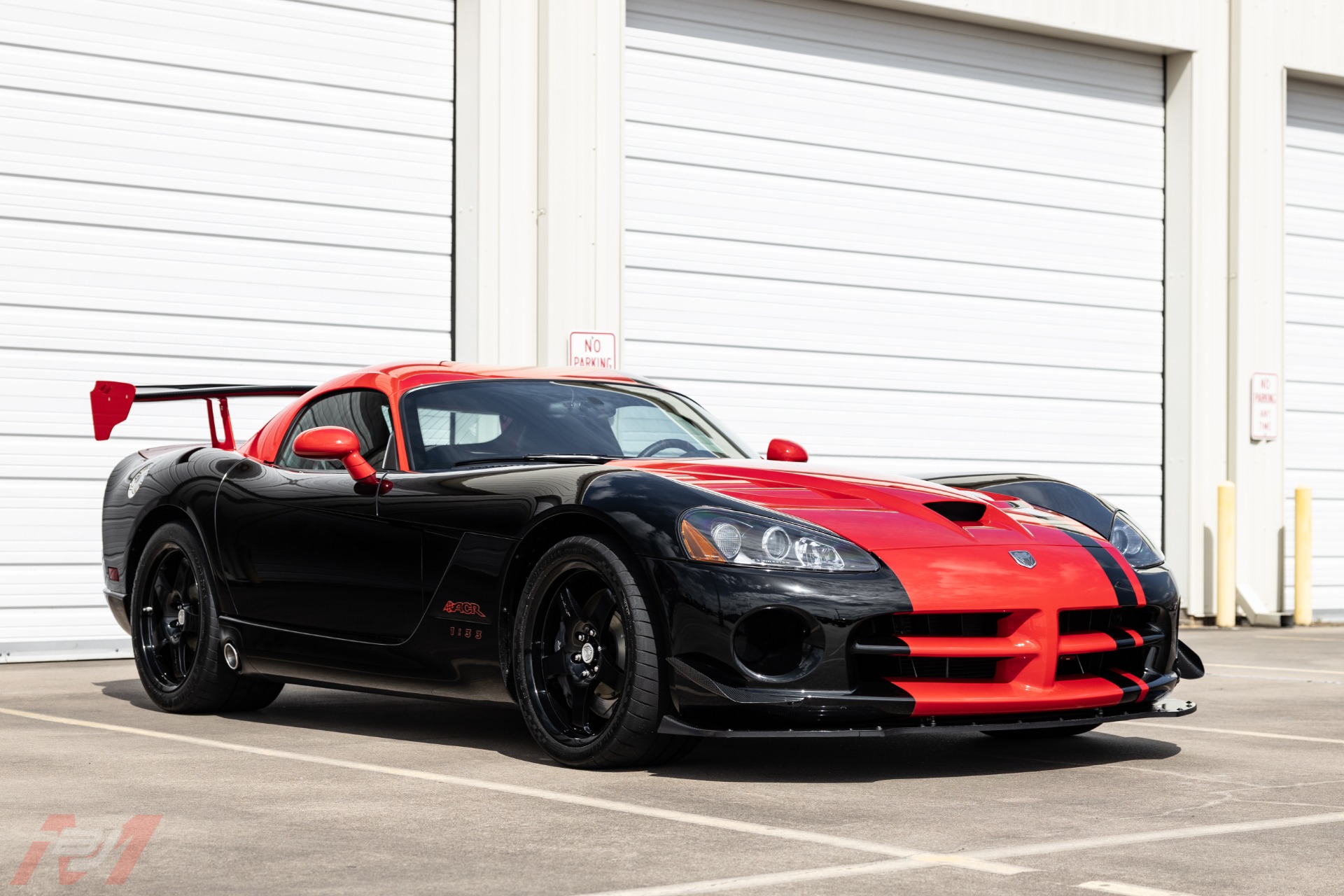 Used-2010-Dodge-Viper-ACR-1:33-Edition