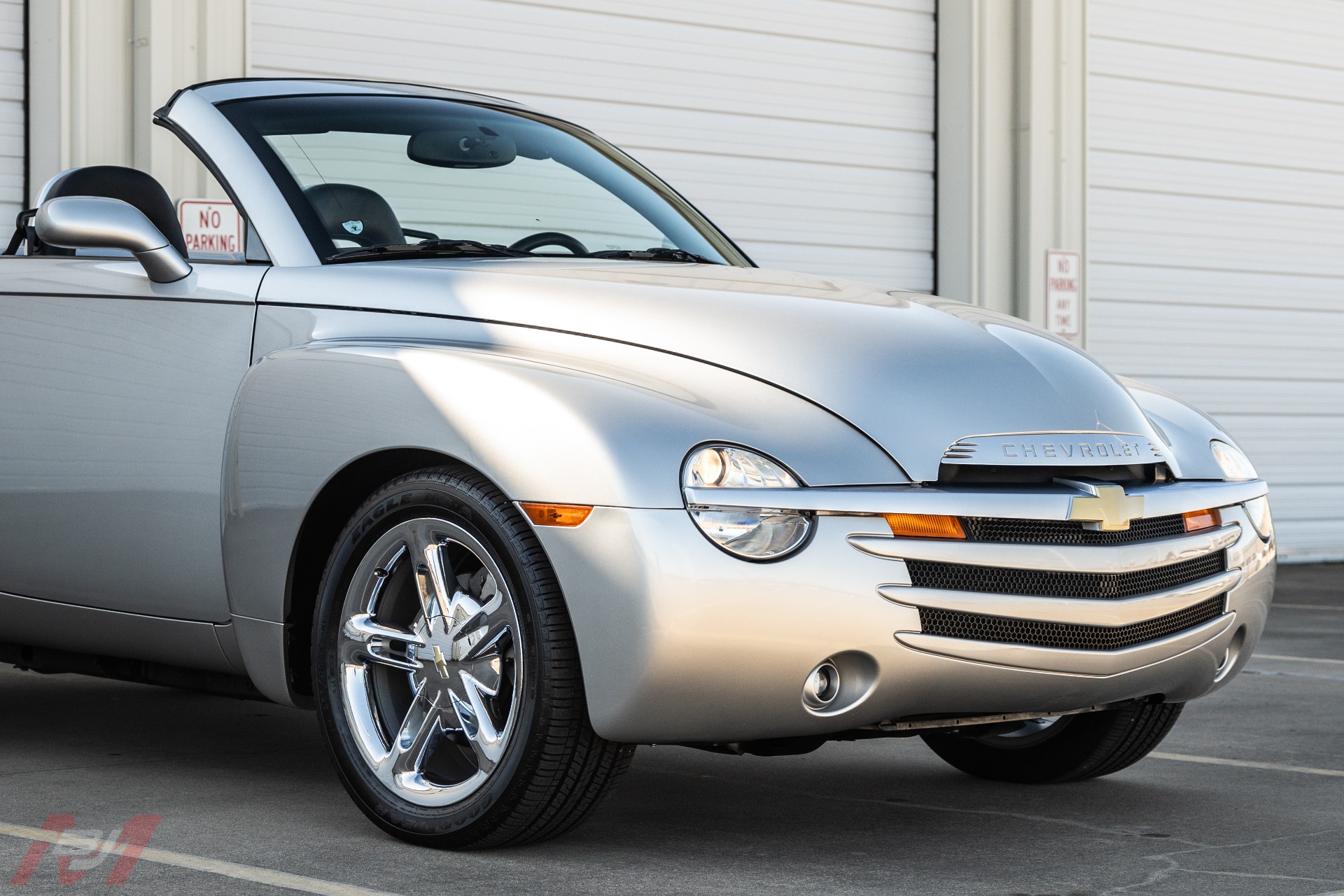 Used-2005-Chevrolet-SSR-LS