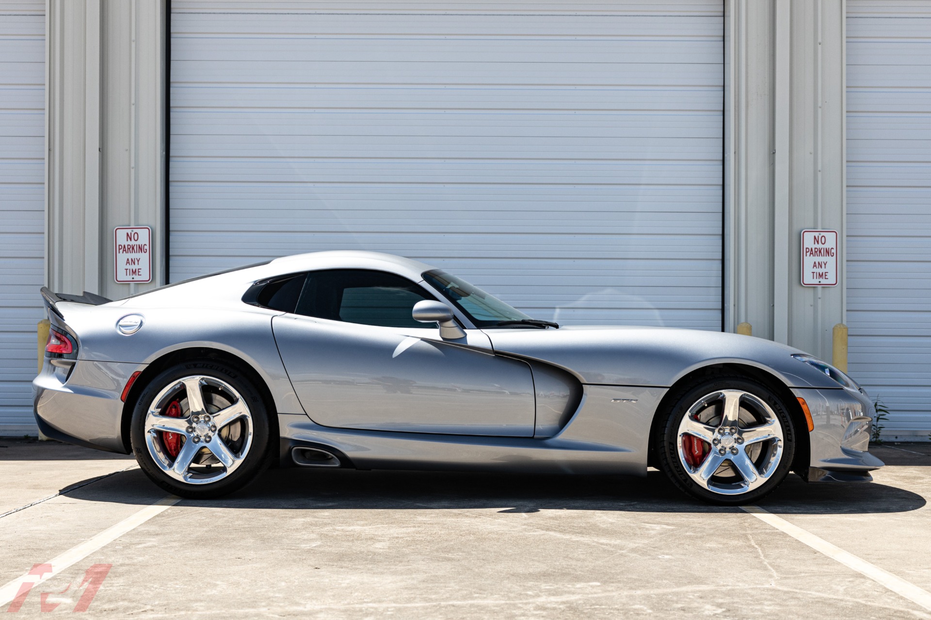 Used-2014-Dodge-Viper-GTS