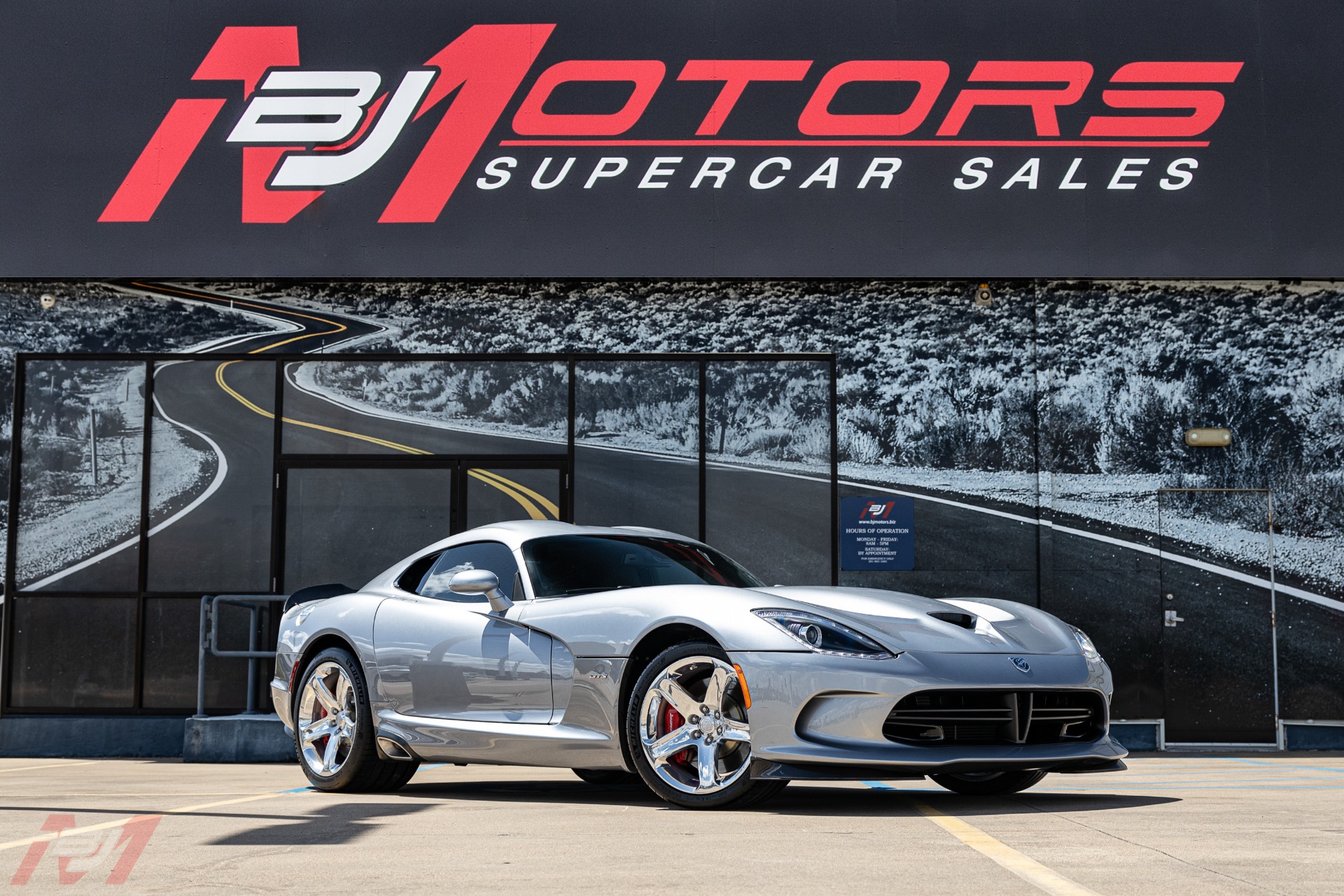 Used-2014-Dodge-Viper-GTS