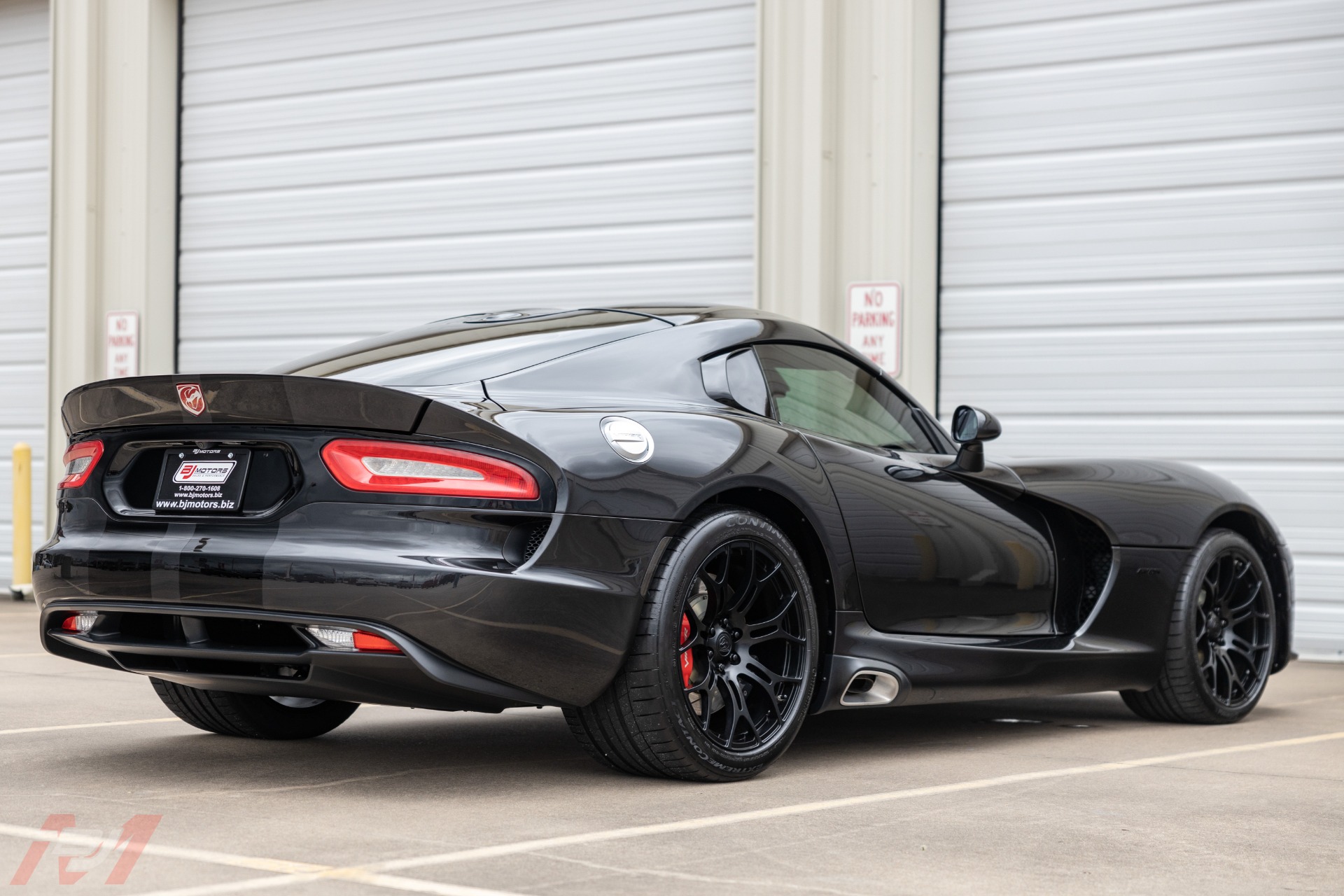 Used-2014-Dodge-Viper-GTS