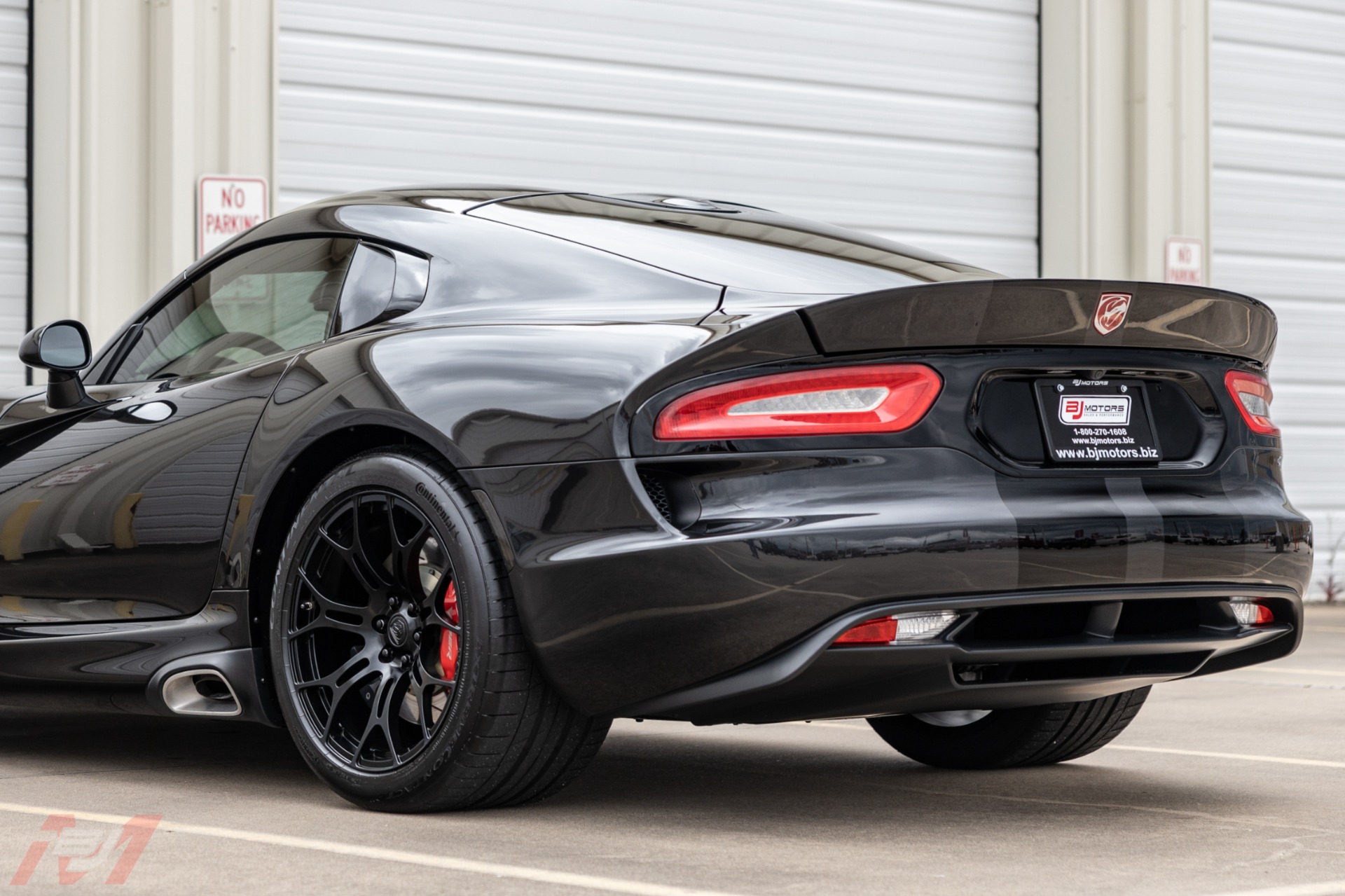 Used-2014-Dodge-Viper-GTS