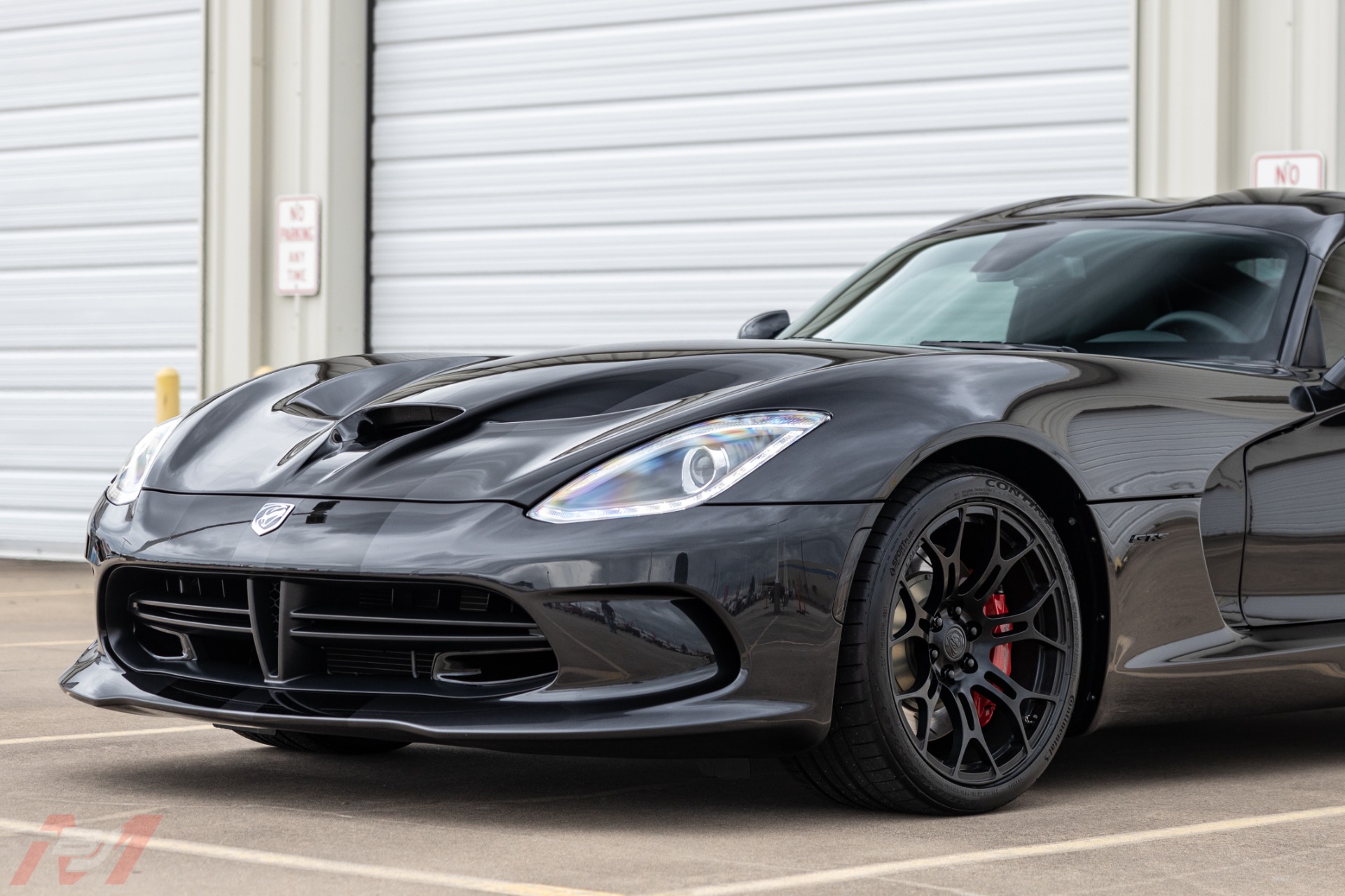 Used-2014-Dodge-Viper-GTS