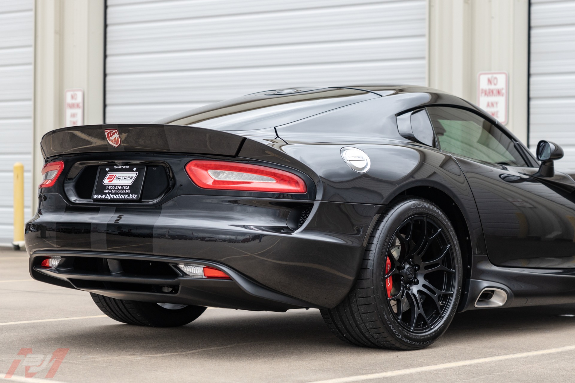 Used-2014-Dodge-Viper-GTS