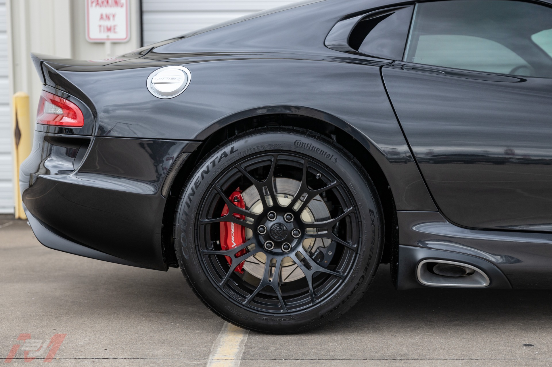 Used-2014-Dodge-Viper-GTS