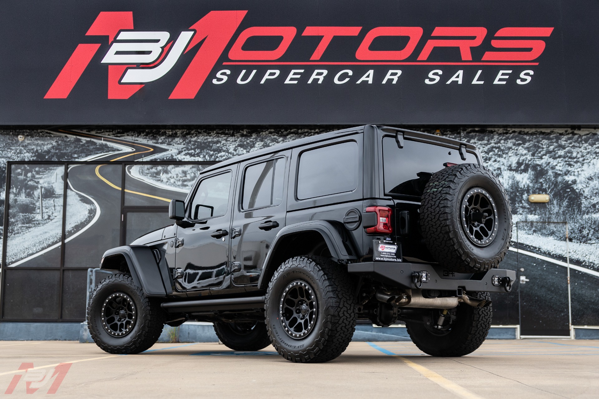 Used-2021-Jeep-Wrangler-Unlimited-Rubicon-392-Xtreme-Recon