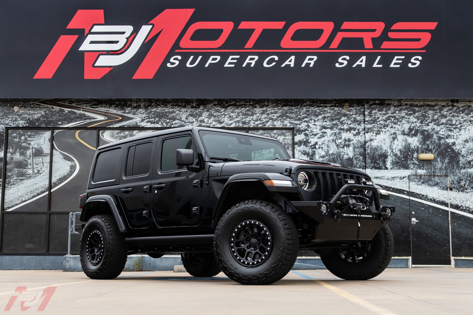 Used-2021-Jeep-Wrangler-Unlimited-Rubicon-392-Xtreme-Recon