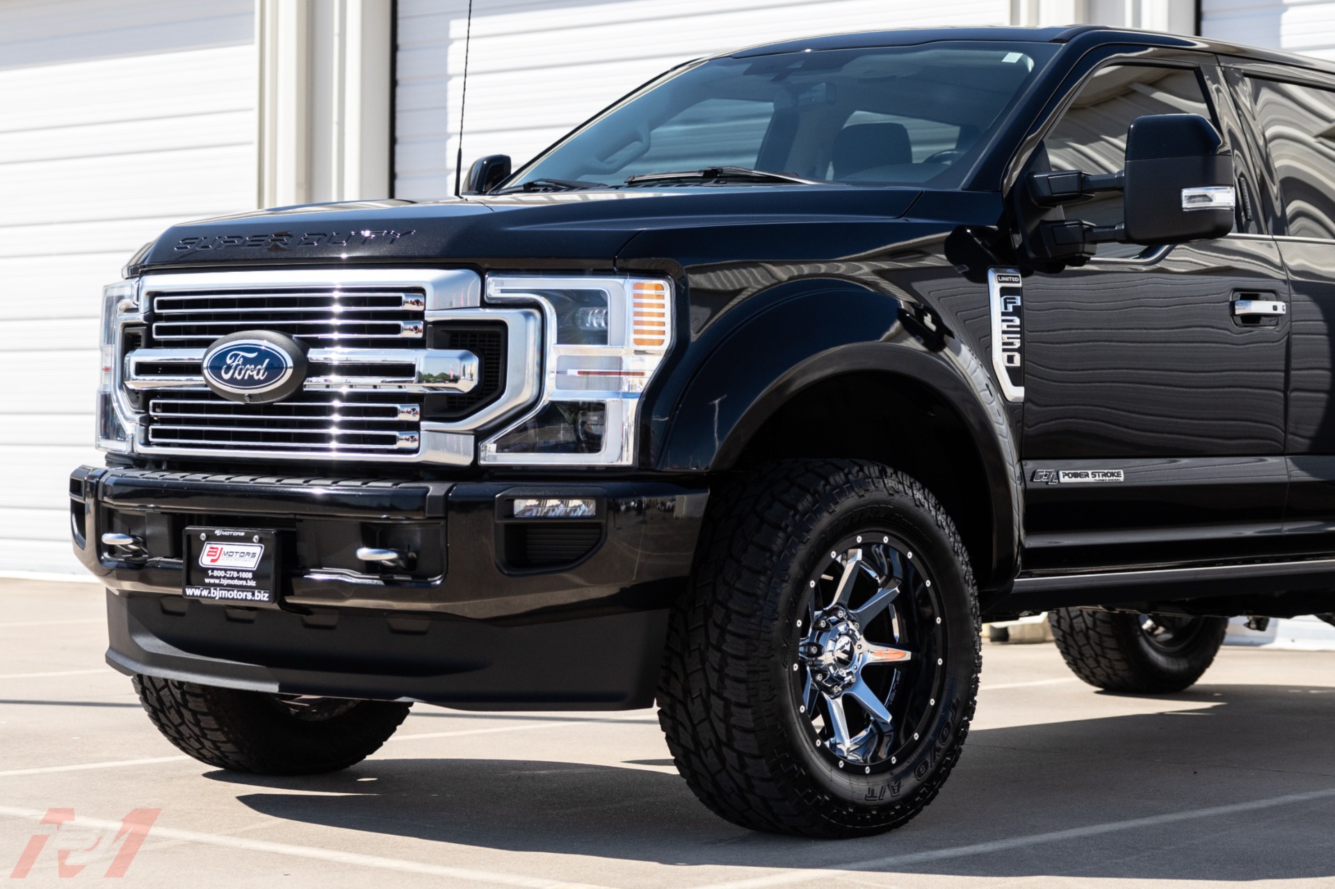 Used-2020-Ford-F-250-Super-Duty-Limited