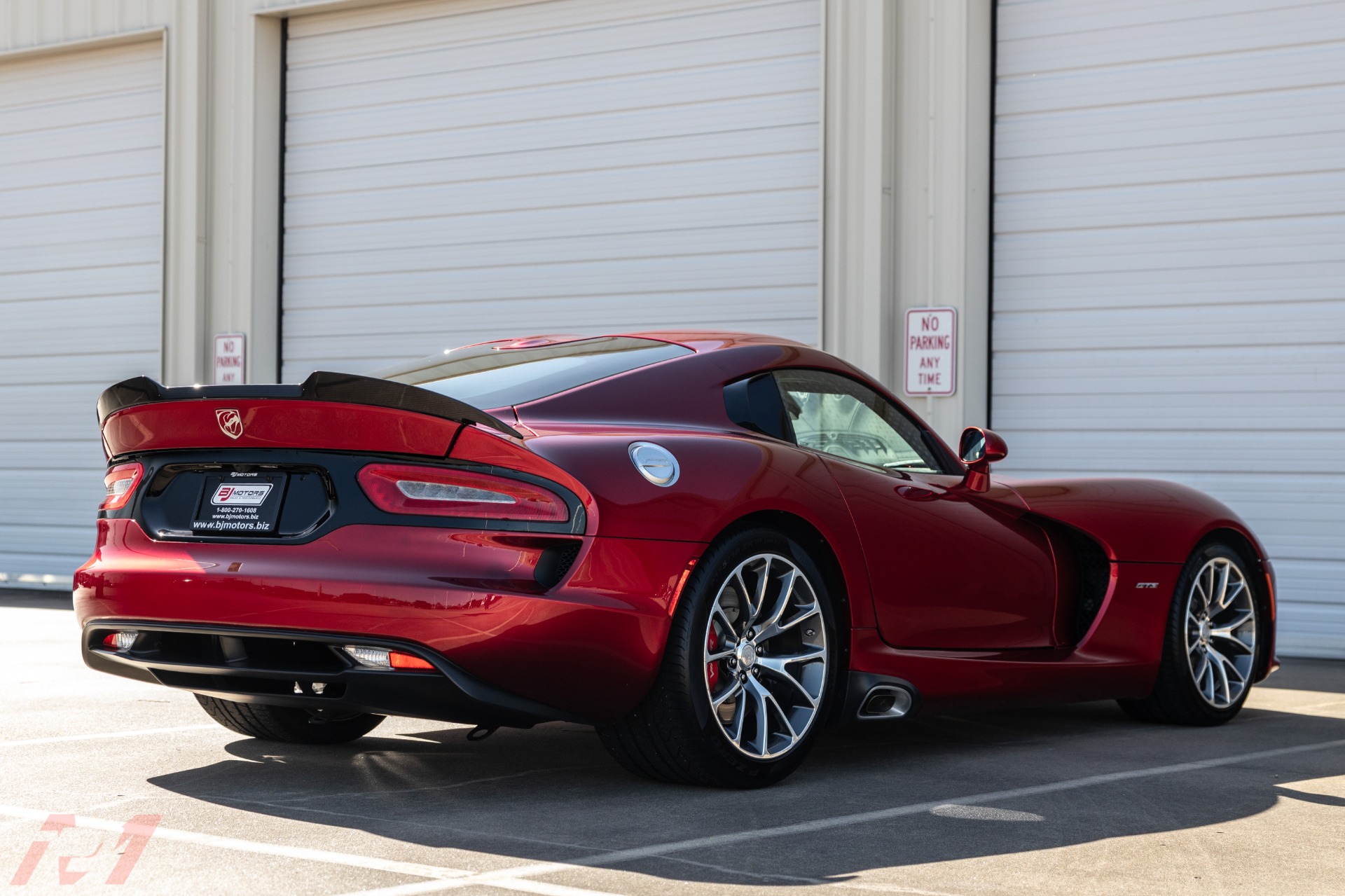 Used-2014-Dodge-Viper-GTS-Stryker-Red