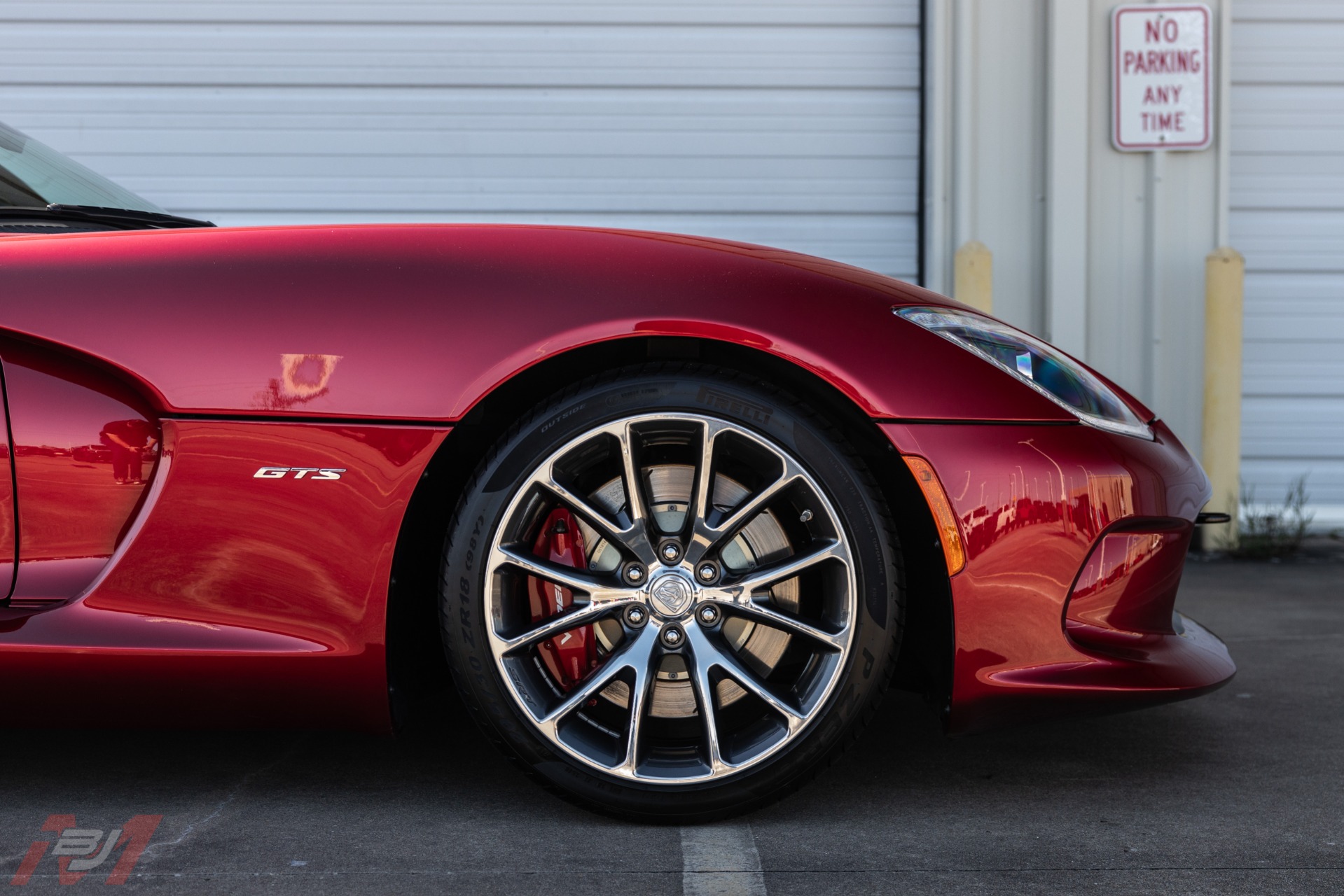 Used-2014-Dodge-Viper-GTS-Stryker-Red