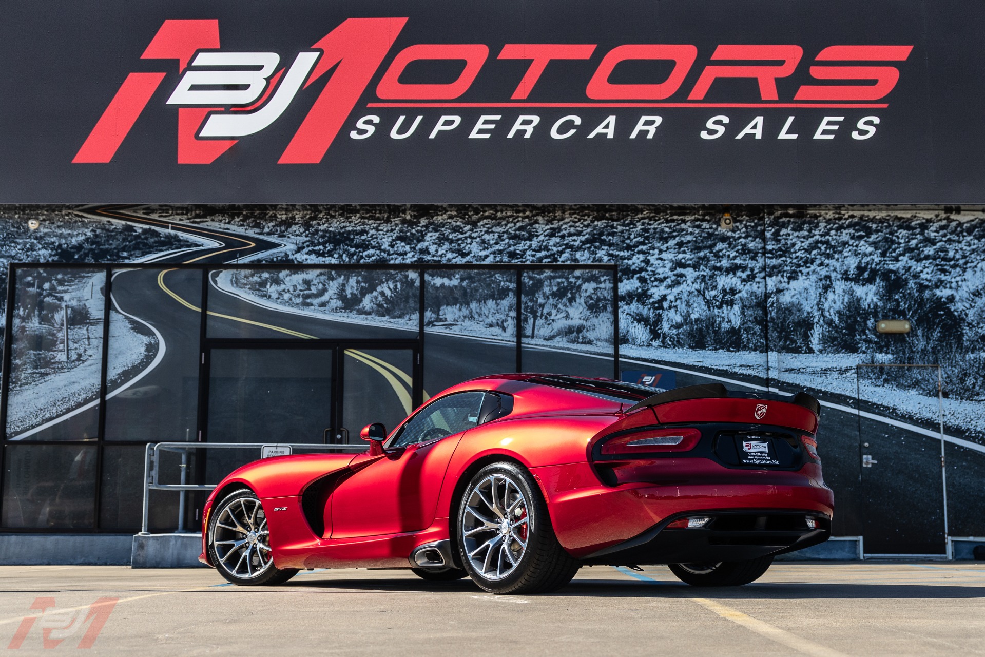 Used-2014-Dodge-Viper-GTS-Stryker-Red