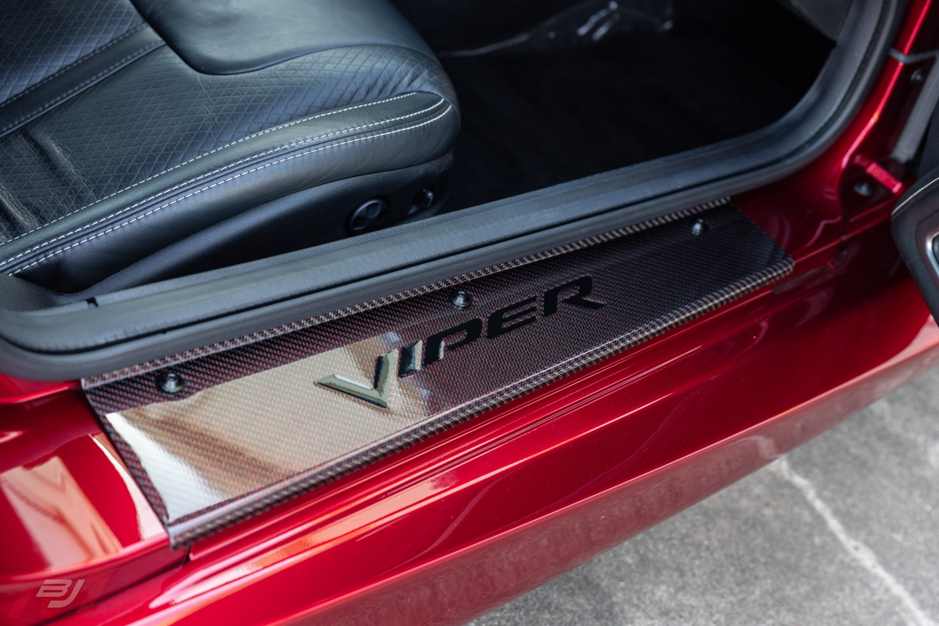 Used-2014-Dodge-Viper-GTS-Stryker-Red