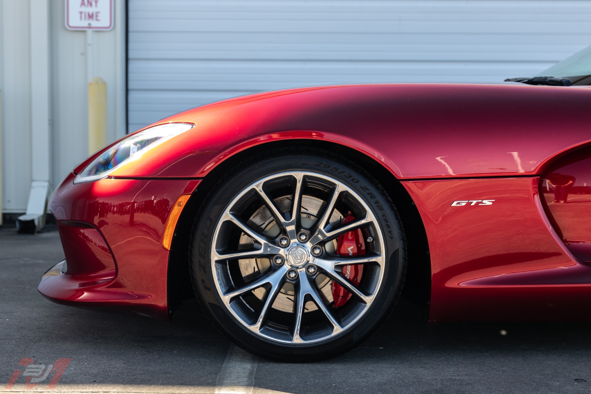 Used-2014-Dodge-Viper-GTS-Stryker-Red