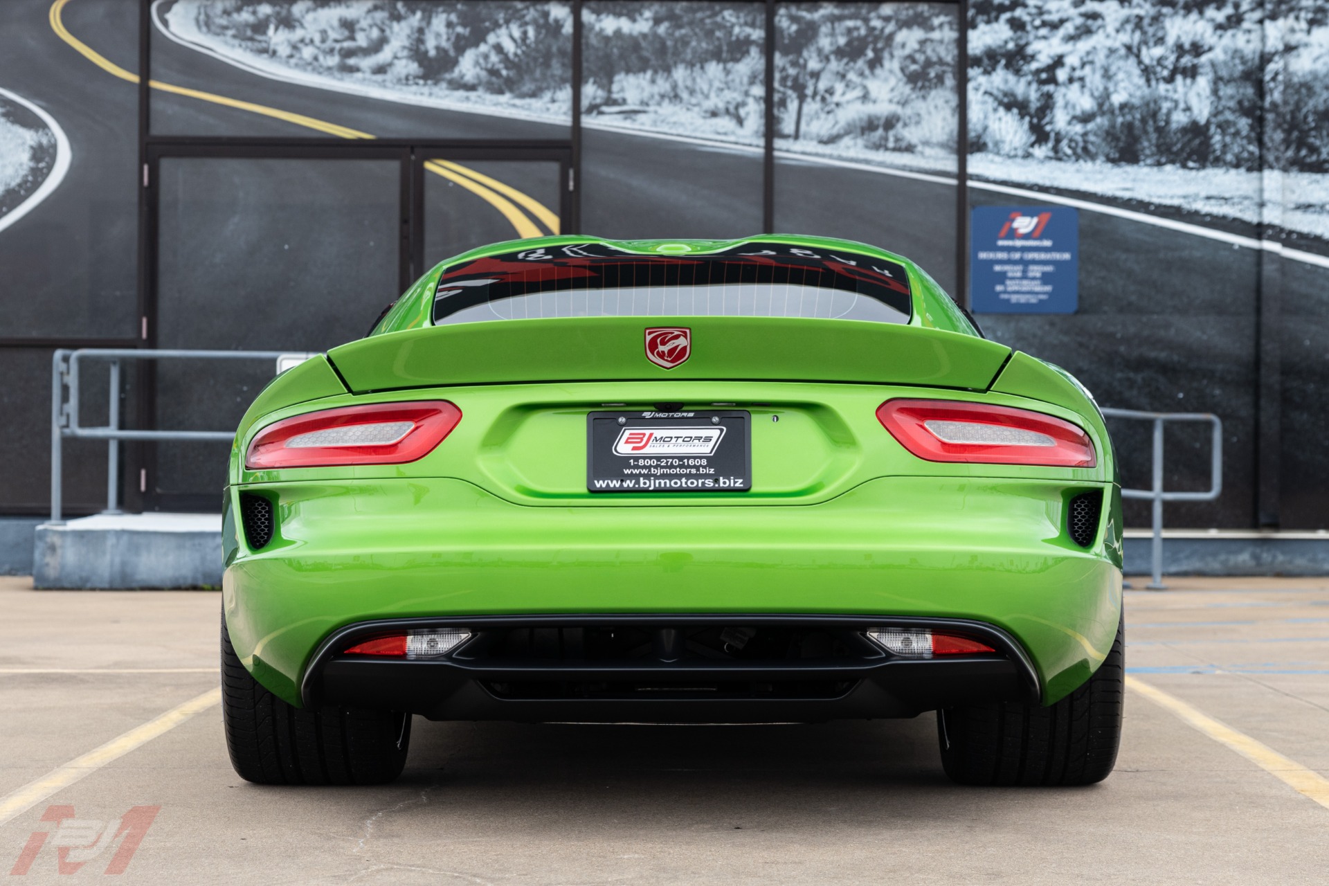 Used-2014-Dodge-Viper-SRT-in-Stryker-Green