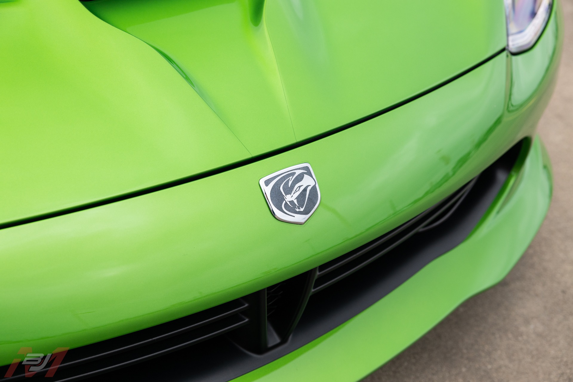 Used-2014-Dodge-Viper-SRT-in-Stryker-Green