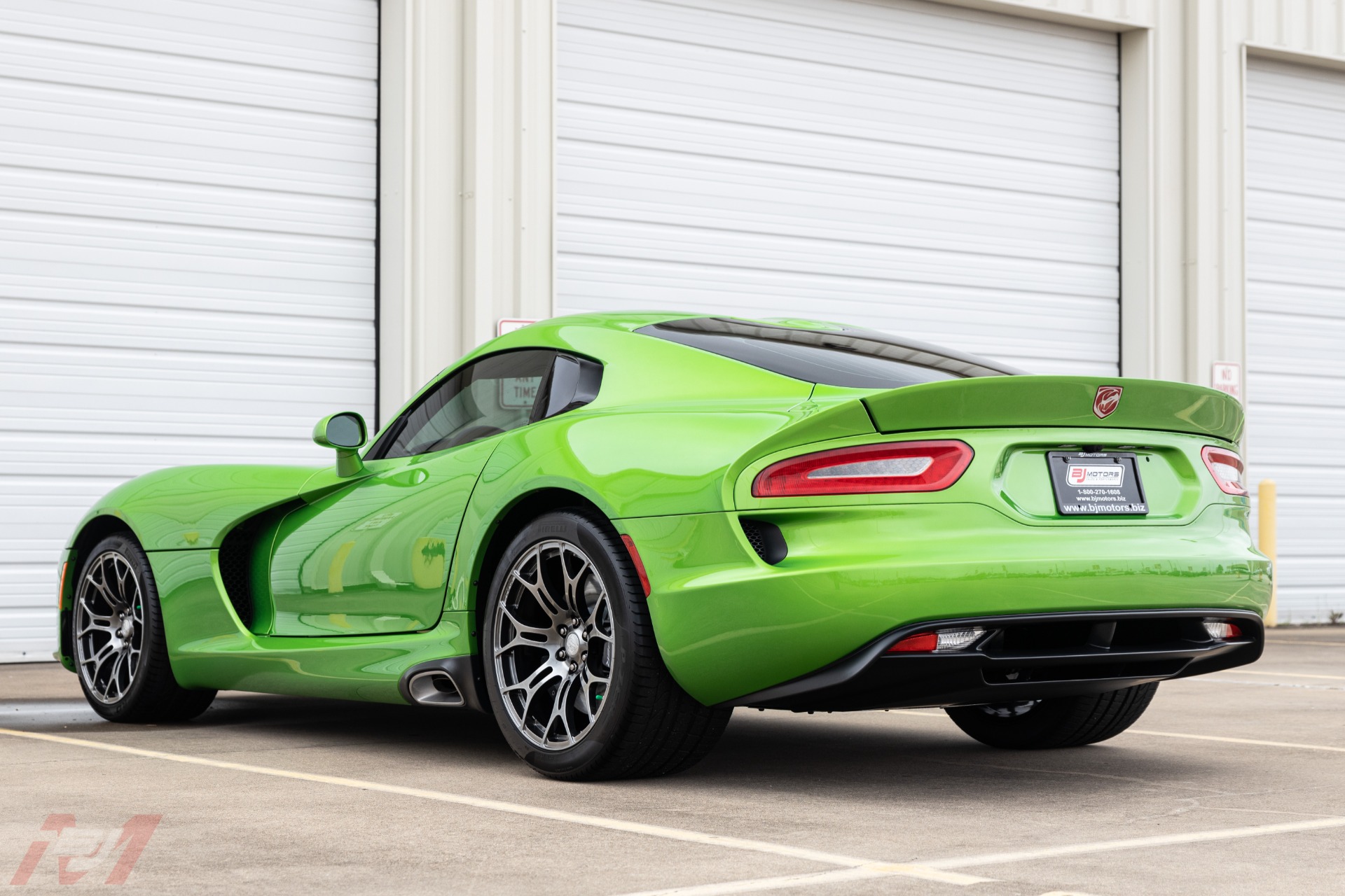 Used-2014-Dodge-Viper-SRT-in-Stryker-Green