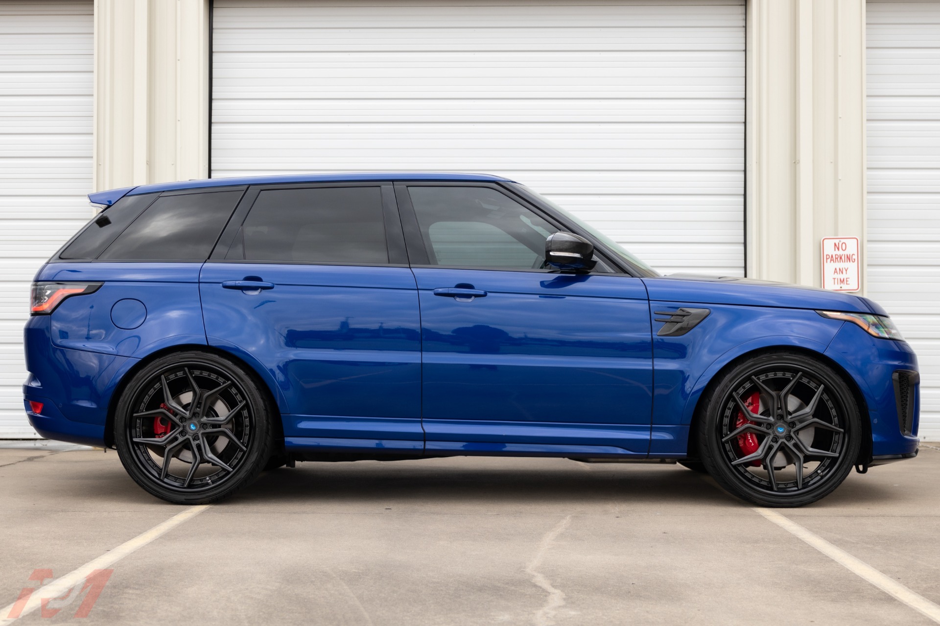 Used-2020-Land-Rover-Range-Rover-Sport-SVR