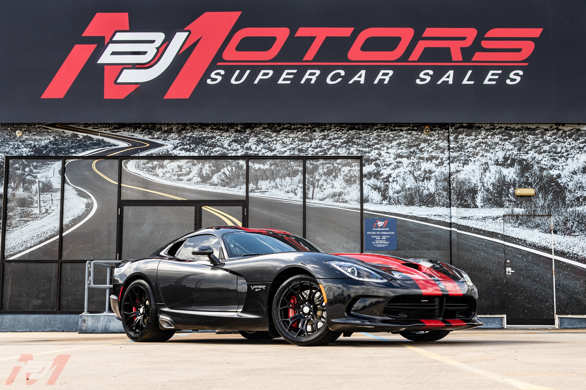 Used-2015-Dodge-Viper-GT