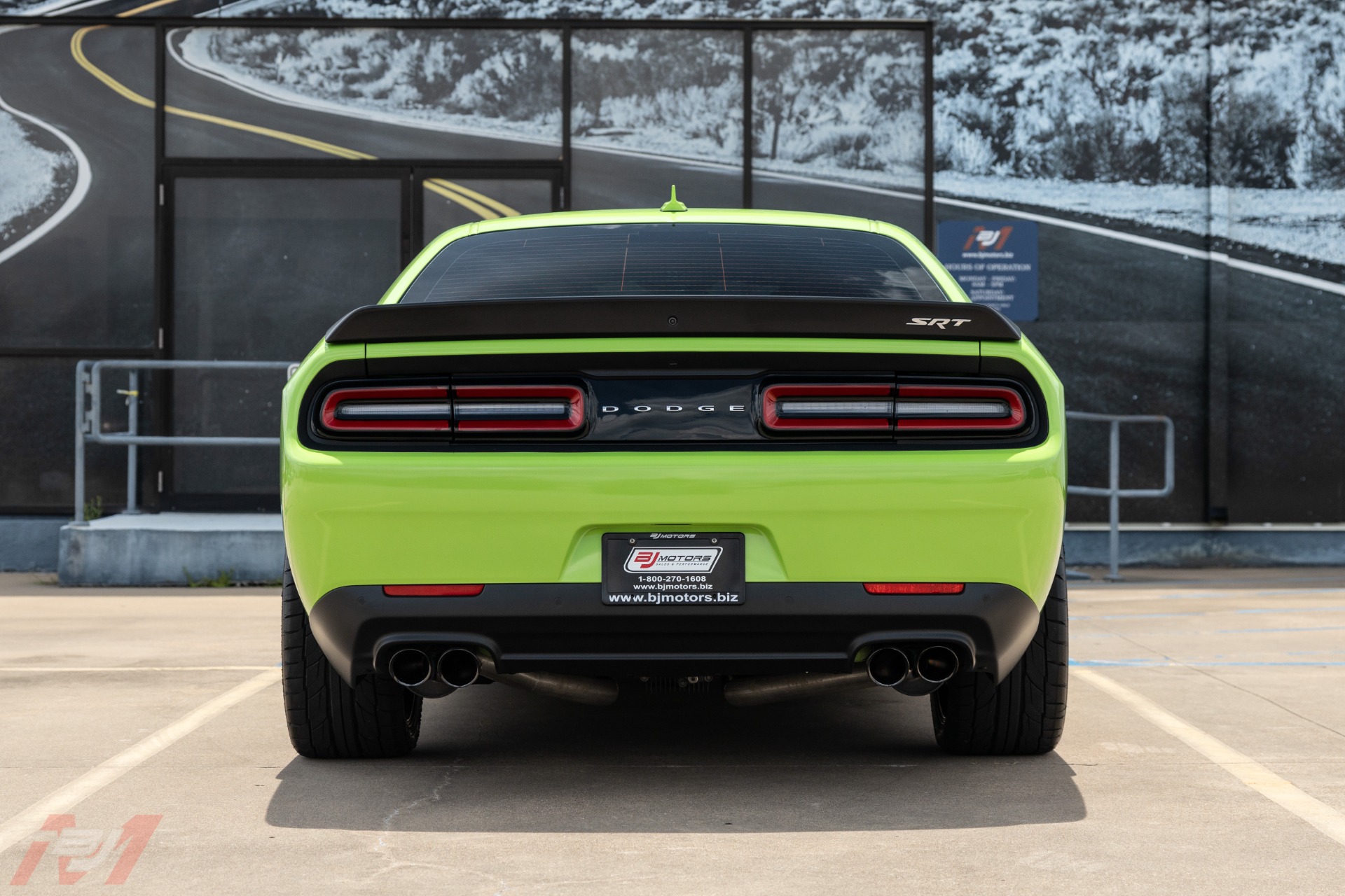 Used-2015-Dodge-Challenger-SRT-Hellcat-Whipple-Supercharged