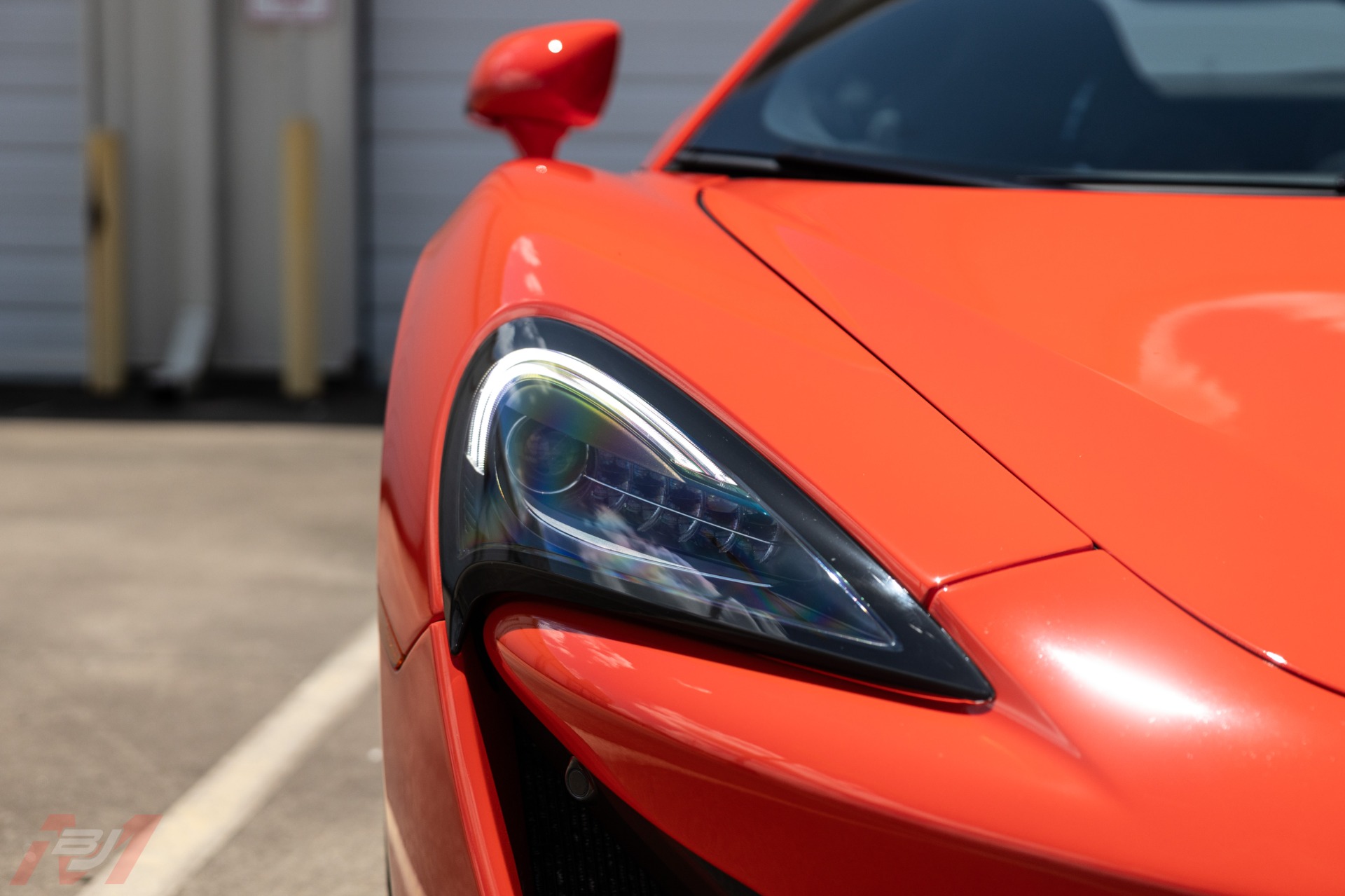 Used-2017-McLaren-570S-Coupe-MSO-Delta-Red