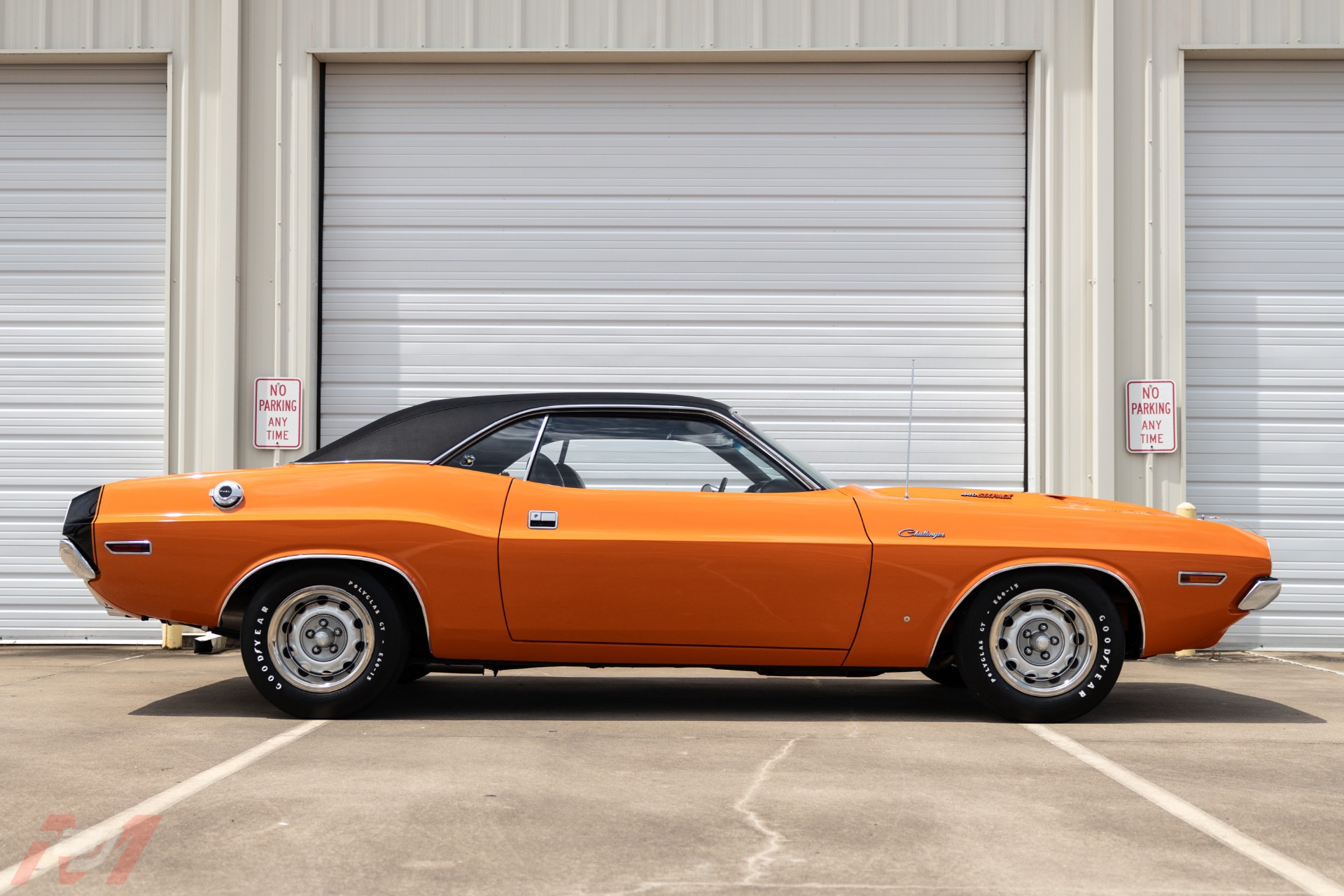 Used-1970-Dodge-Challenger-R/T-440-Six-Pack