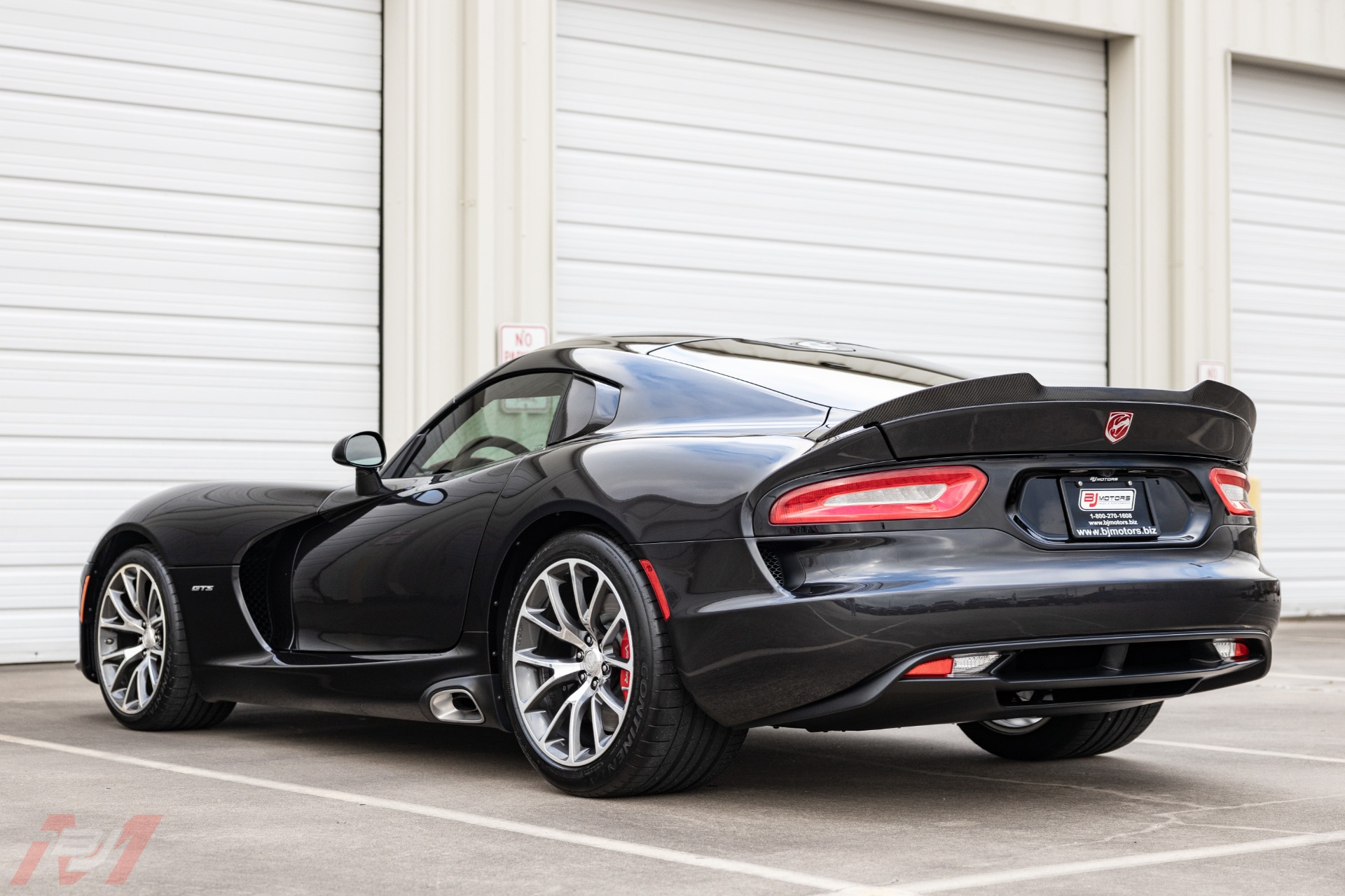 Used-2013-Dodge-Viper-GTS