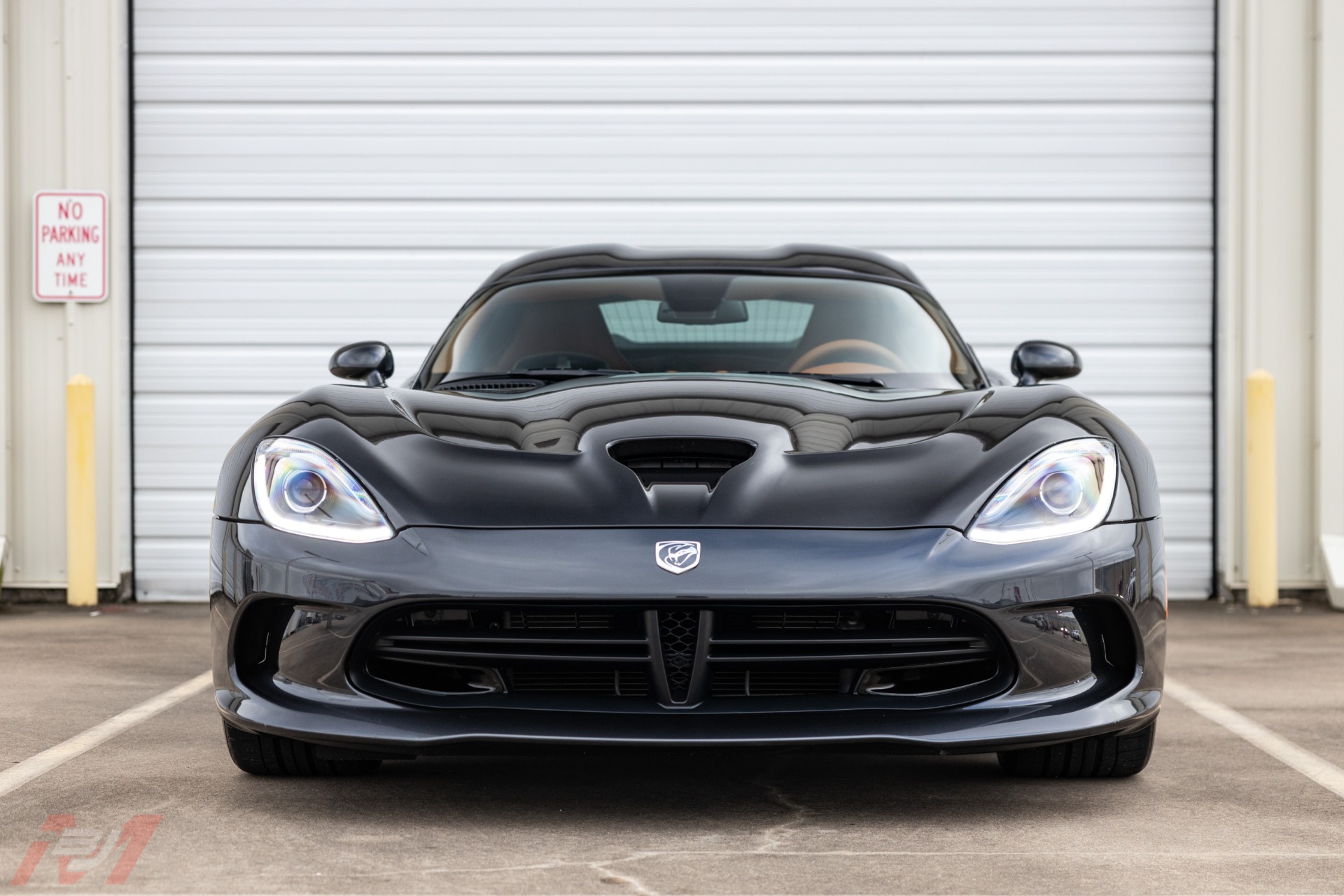 Used-2013-Dodge-Viper-GTS