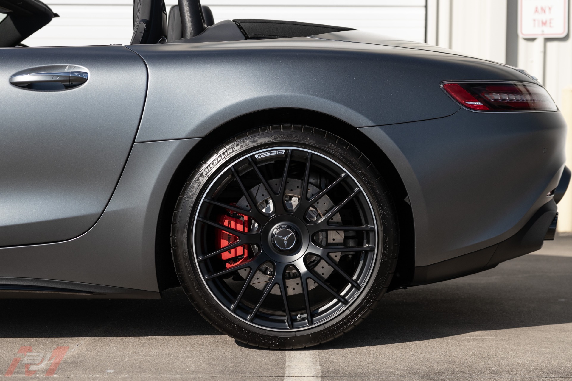 Used-2021-Mercedes-Benz-AMG-GT-Roadster