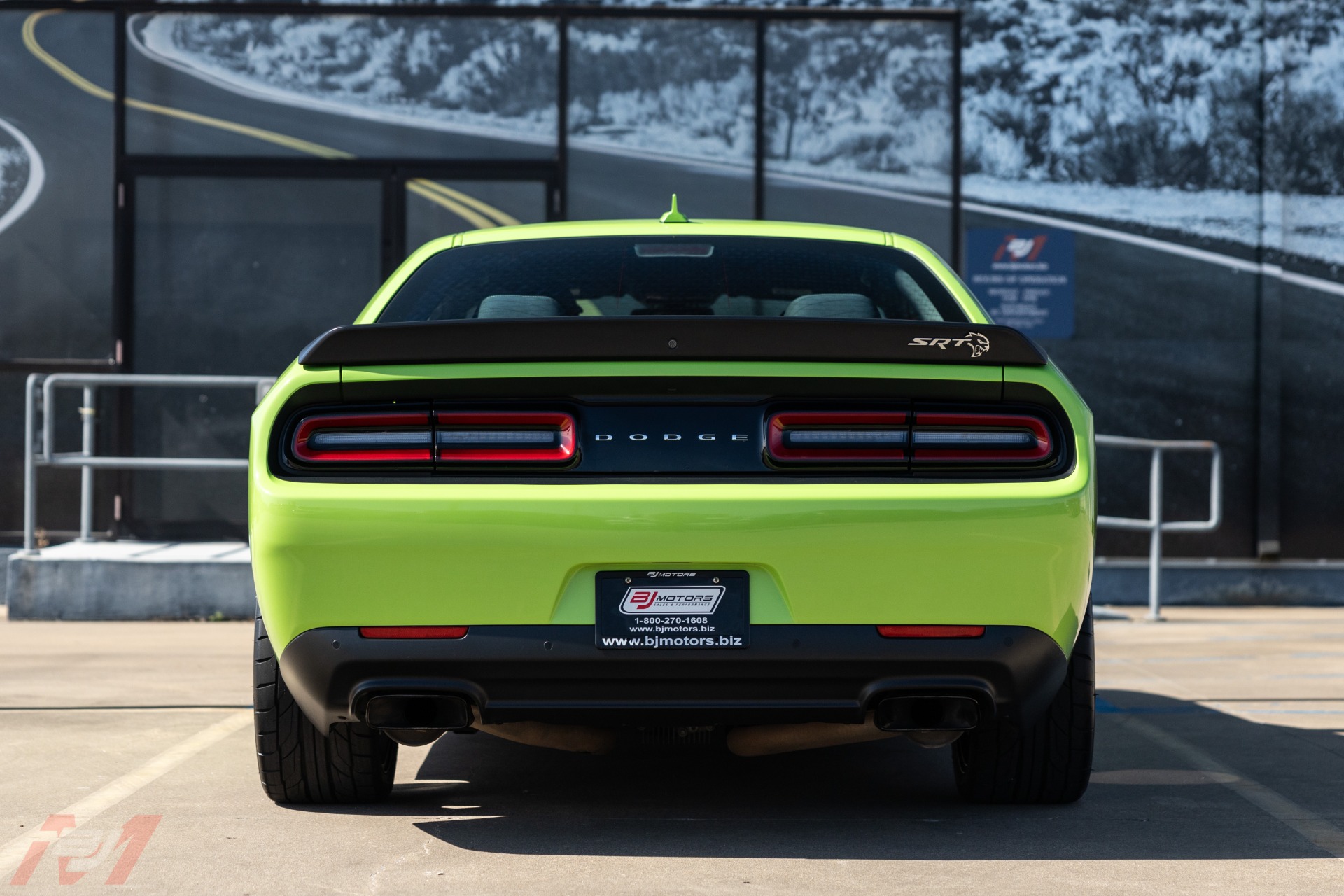 Used-2019-Dodge-Challenger-SRT-Hellcat-6-speed