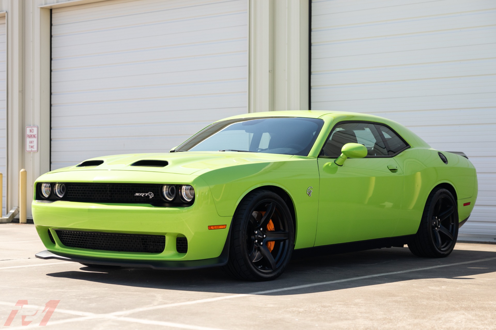 Used-2019-Dodge-Challenger-SRT-Hellcat-6-speed