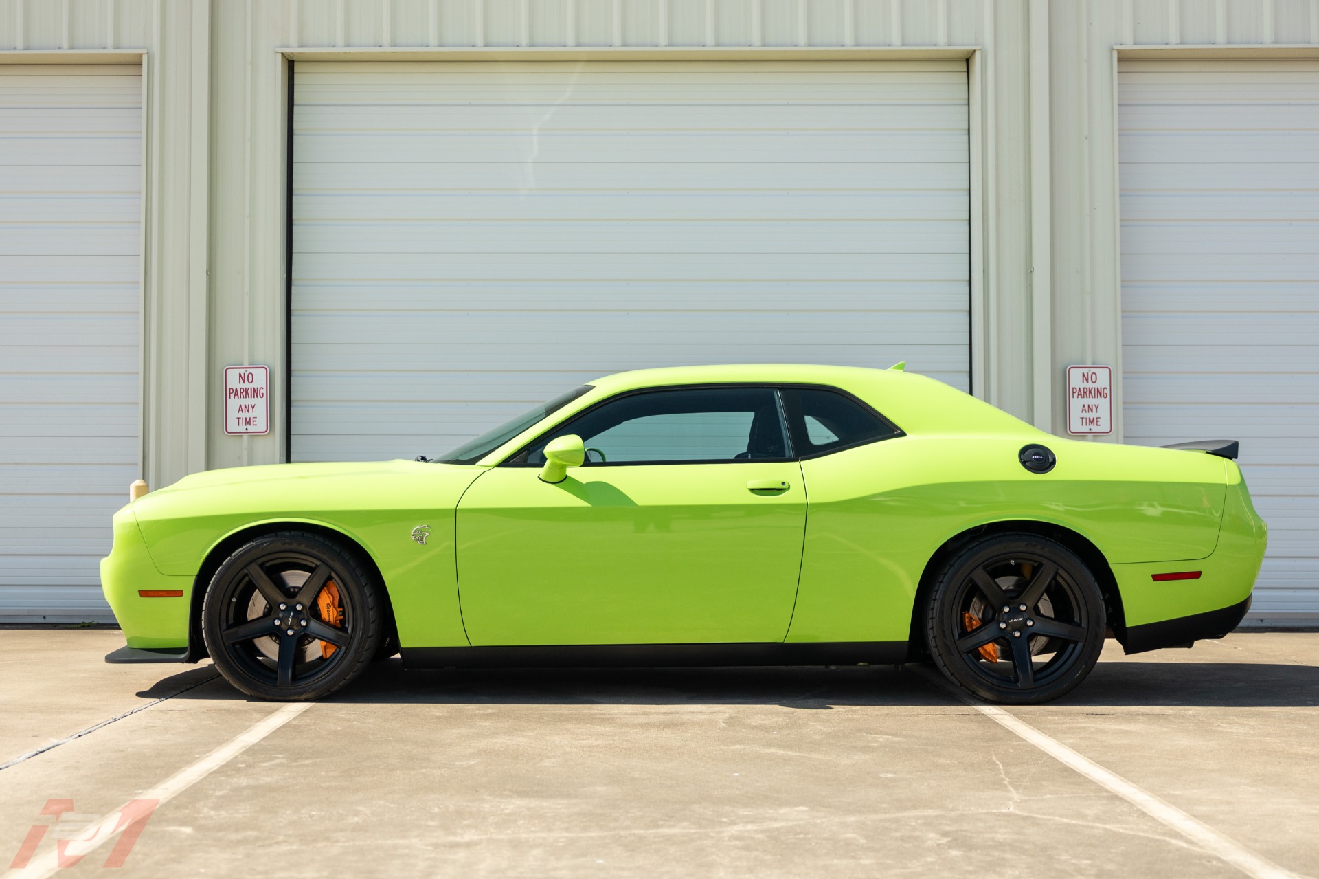 Used-2019-Dodge-Challenger-SRT-Hellcat-6-speed