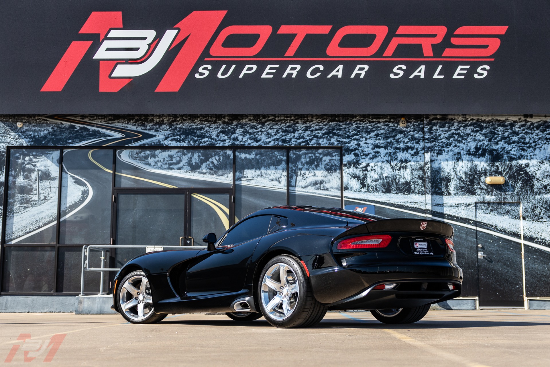 Used-2013-Dodge-Viper-SRT-Prefix-90L