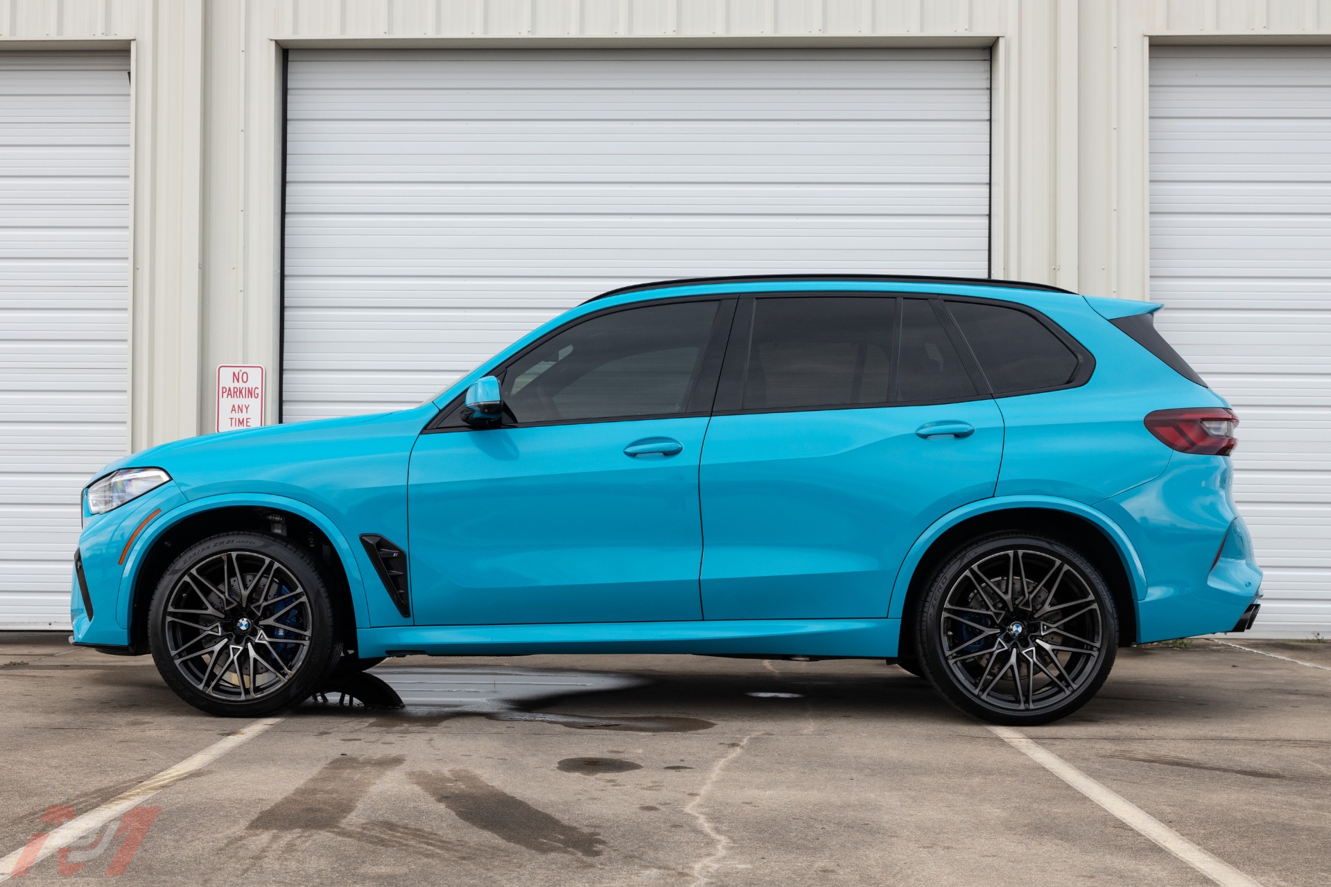 Used-2021-BMW-X5-M-Competition