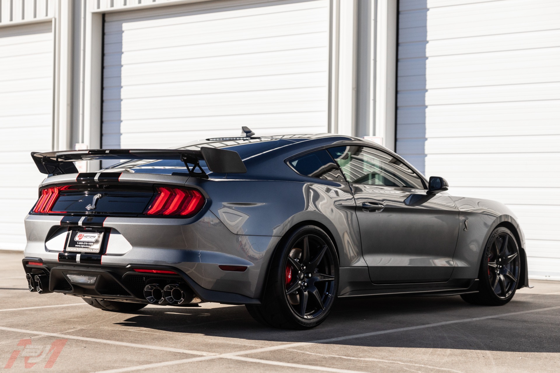 Used-2022-Ford-Mustang-Shelby-GT500-Carbon-Fiber-Track-Pack