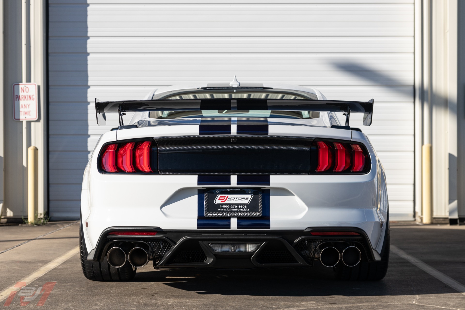 Used-2021-Ford-Mustang-Shelby-GT500-Carbon-Fiber-Track-Pack