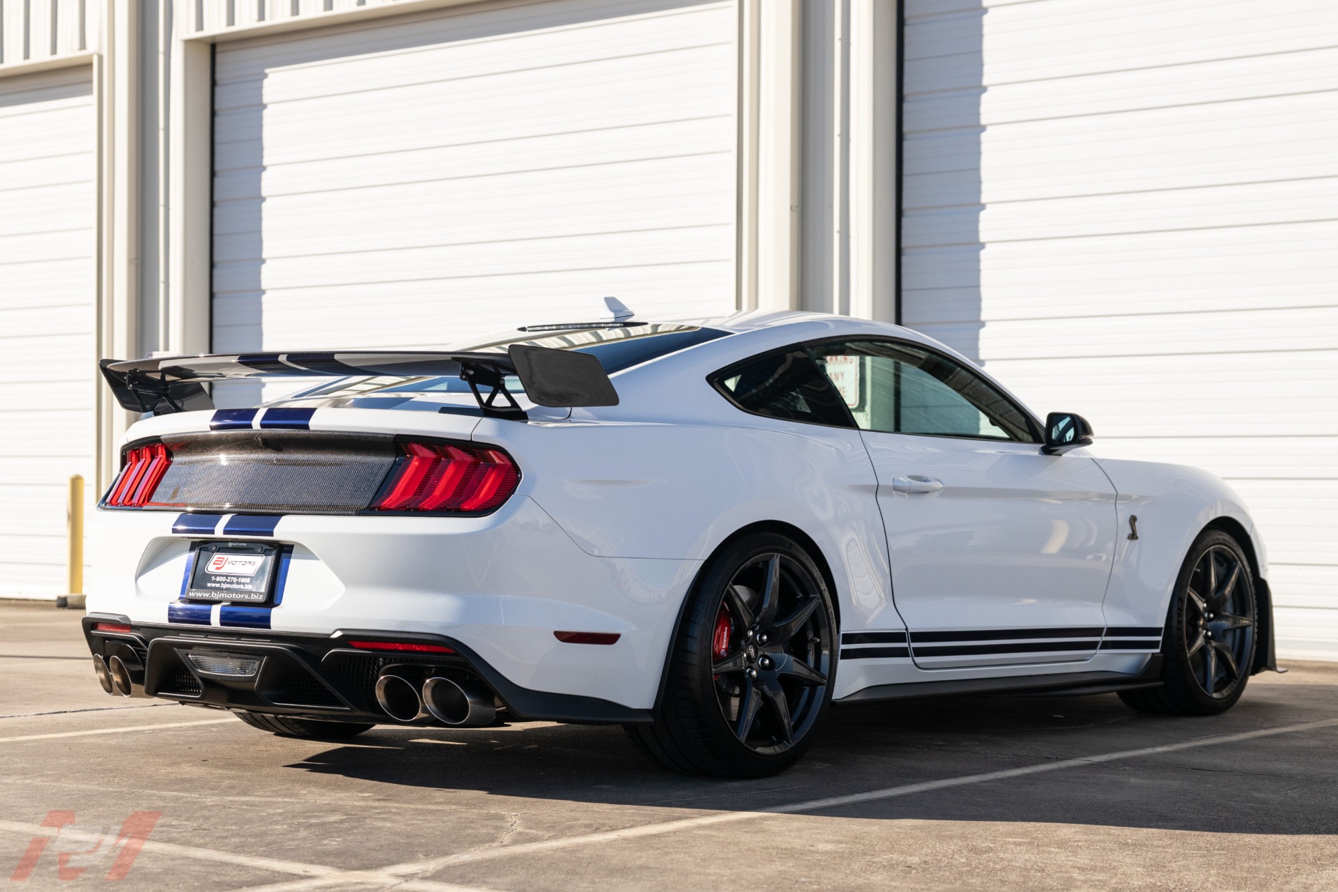 Used-2021-Ford-Mustang-Shelby-GT500-Carbon-Fiber-Track-Pack