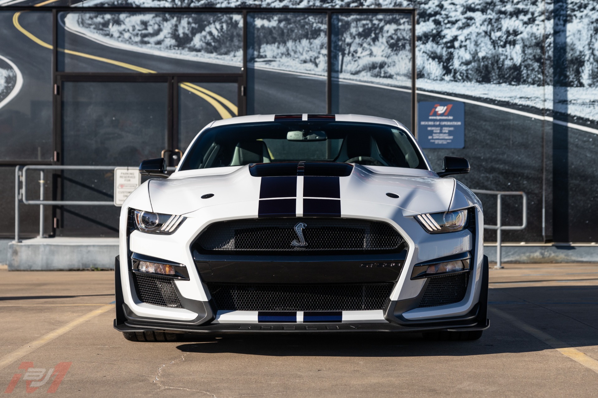 Used-2021-Ford-Mustang-Shelby-GT500-Carbon-Fiber-Track-Pack