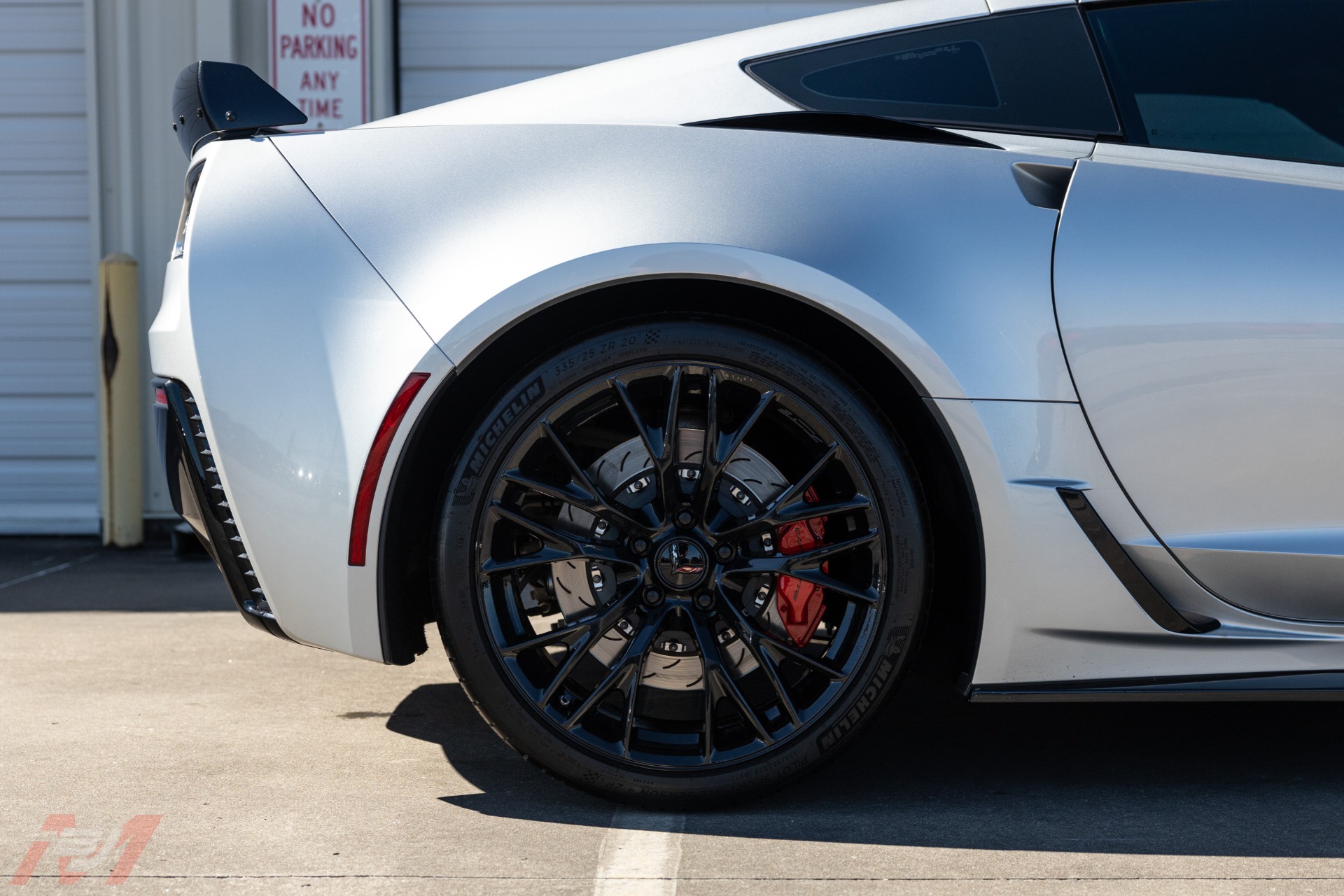 Used-2015-Chevrolet-Corvette-Z06-7-speed-Manual