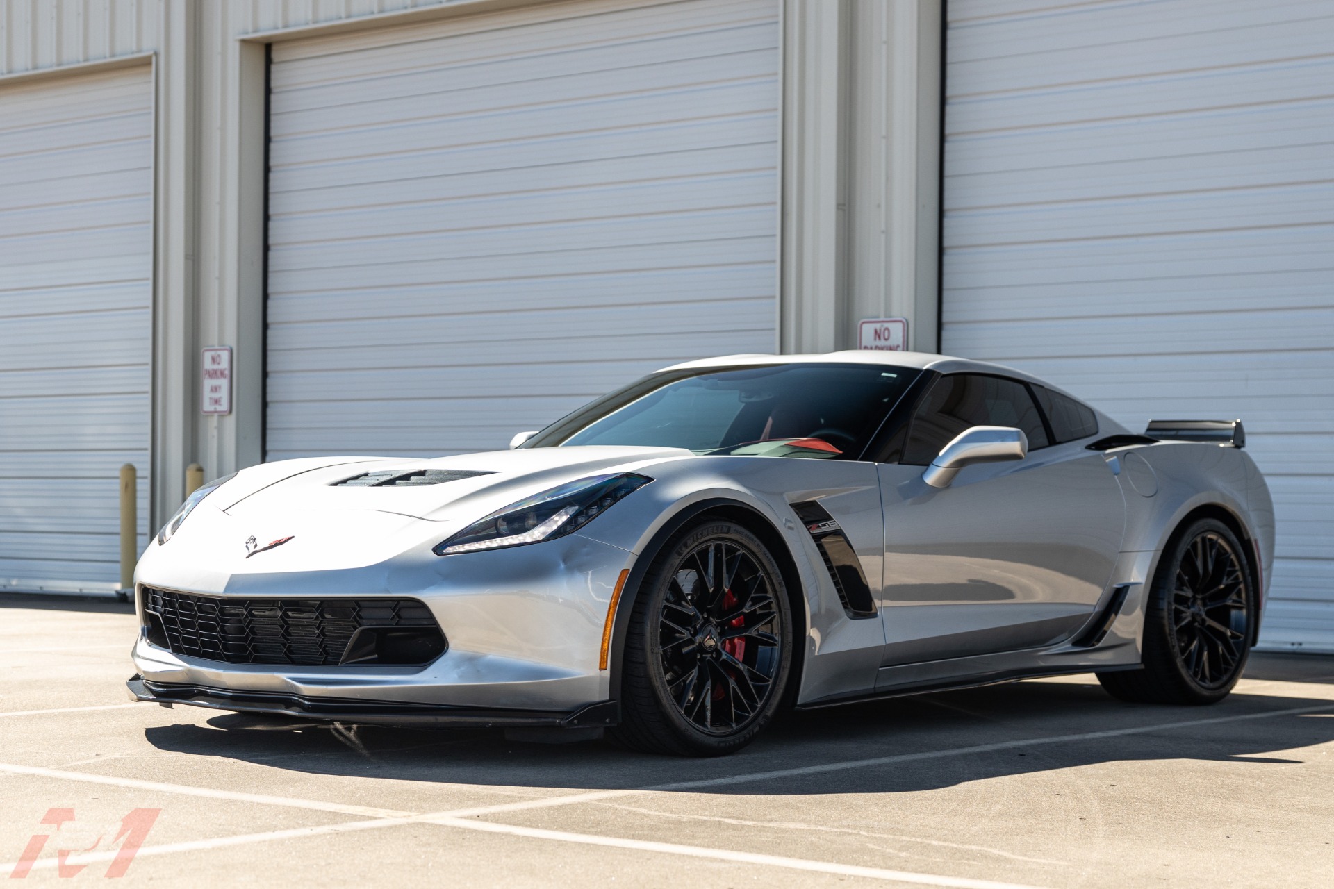 Used-2015-Chevrolet-Corvette-Z06-7-speed-Manual