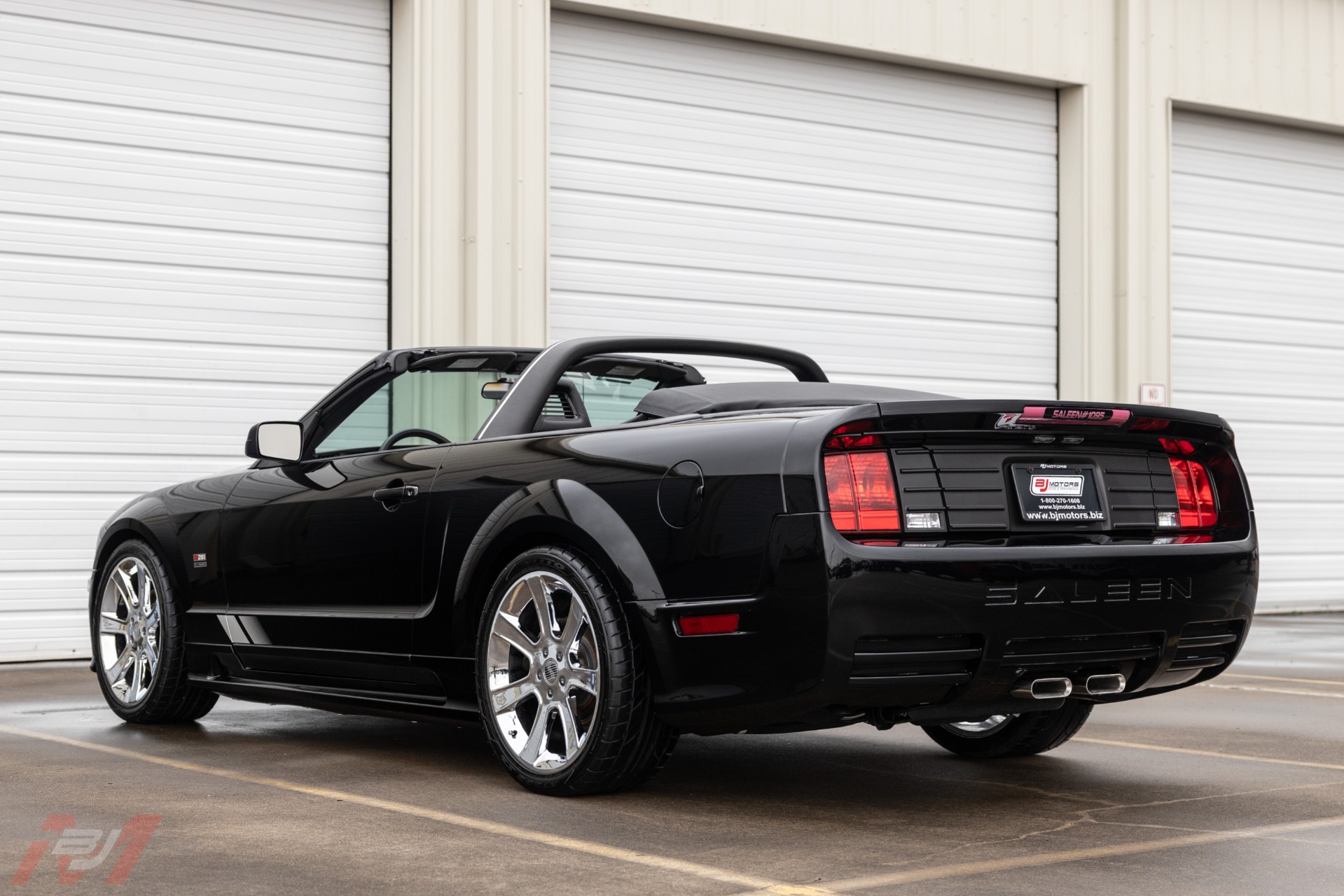 Used-2006-Ford-Mustang-Saleen-S281-3V-Convertible-5-speed