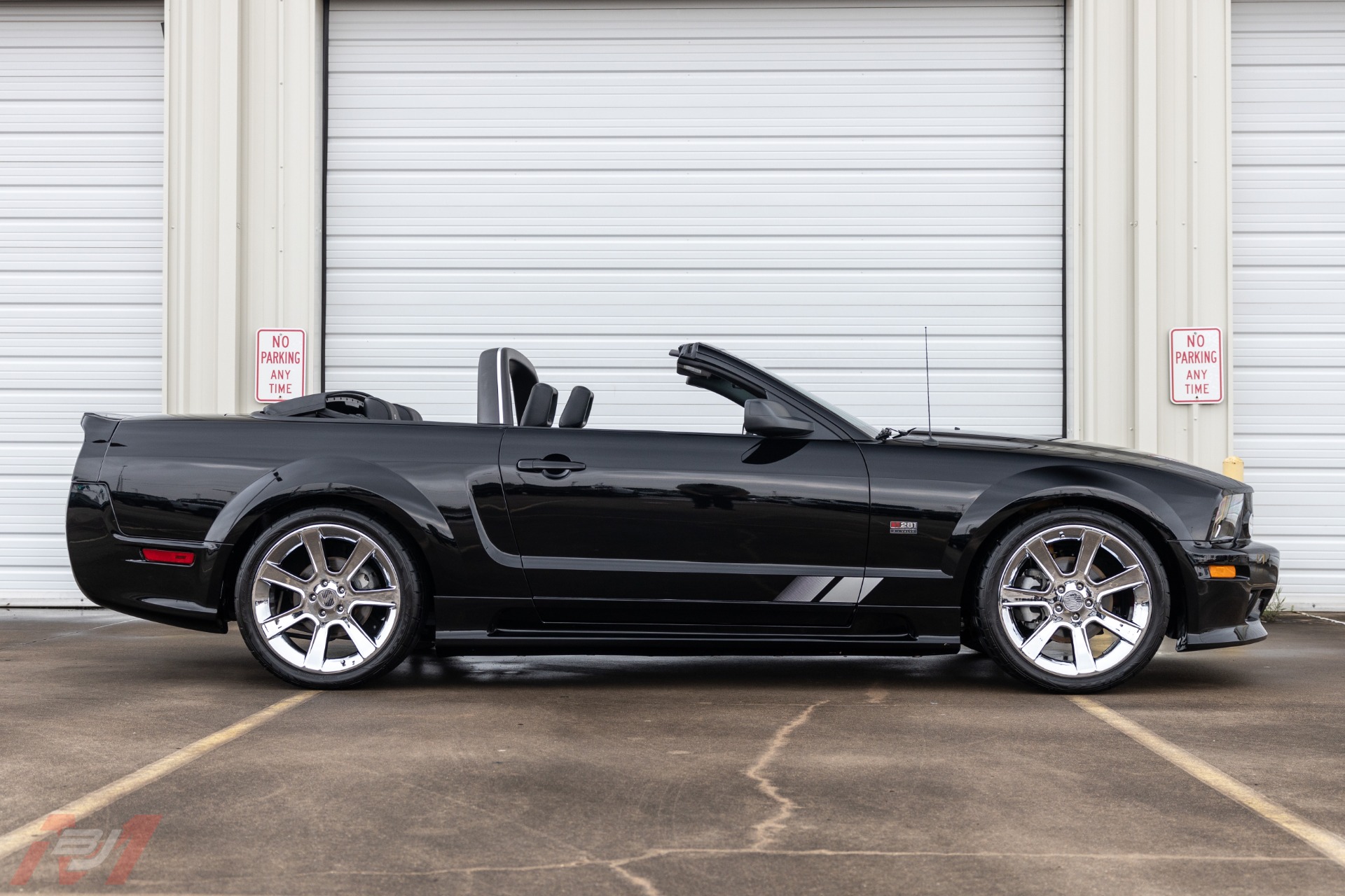 Used-2006-Ford-Mustang-Saleen-S281-3V-Convertible-5-speed