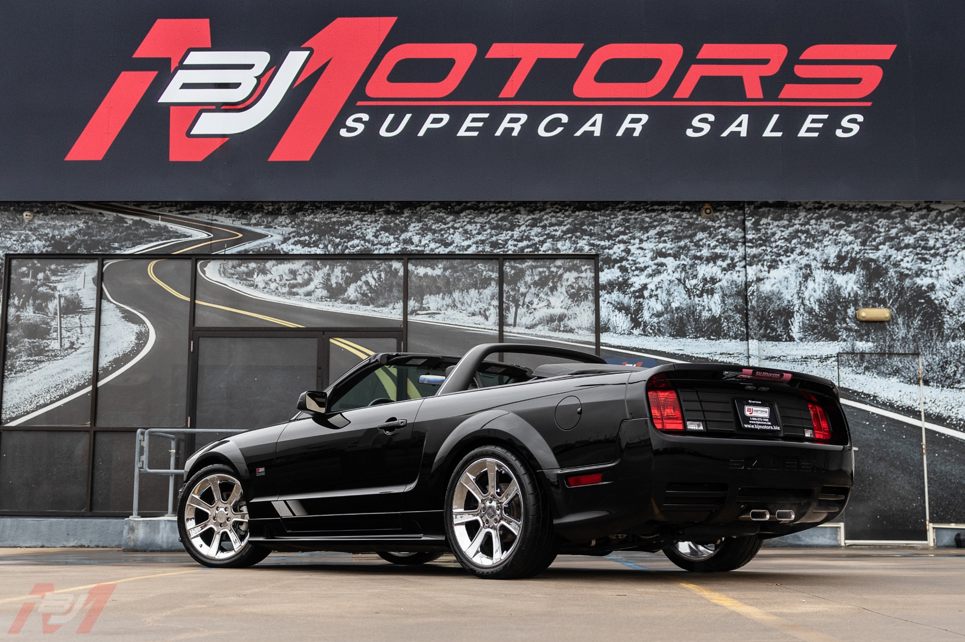 Used-2006-Ford-Mustang-Saleen-S281-3V-Convertible-5-speed