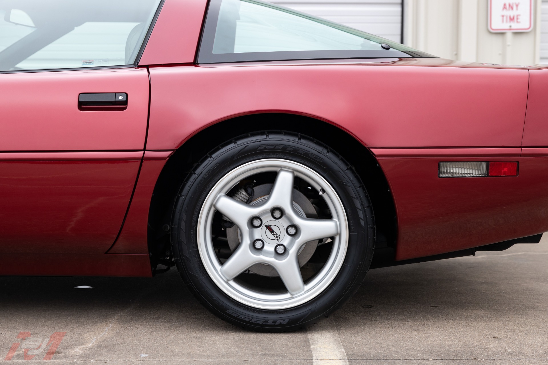 Used-1994-Chevrolet-Corvette-ZR1